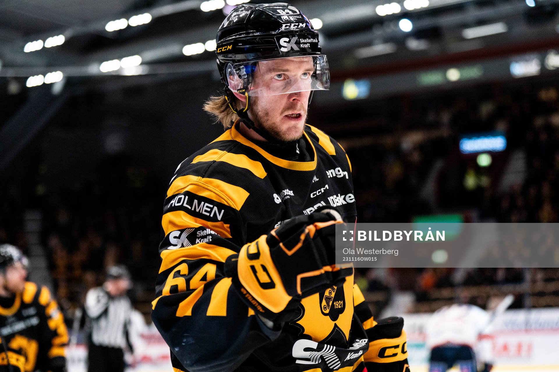 Skellefteås Jonathan Pudas jublar
