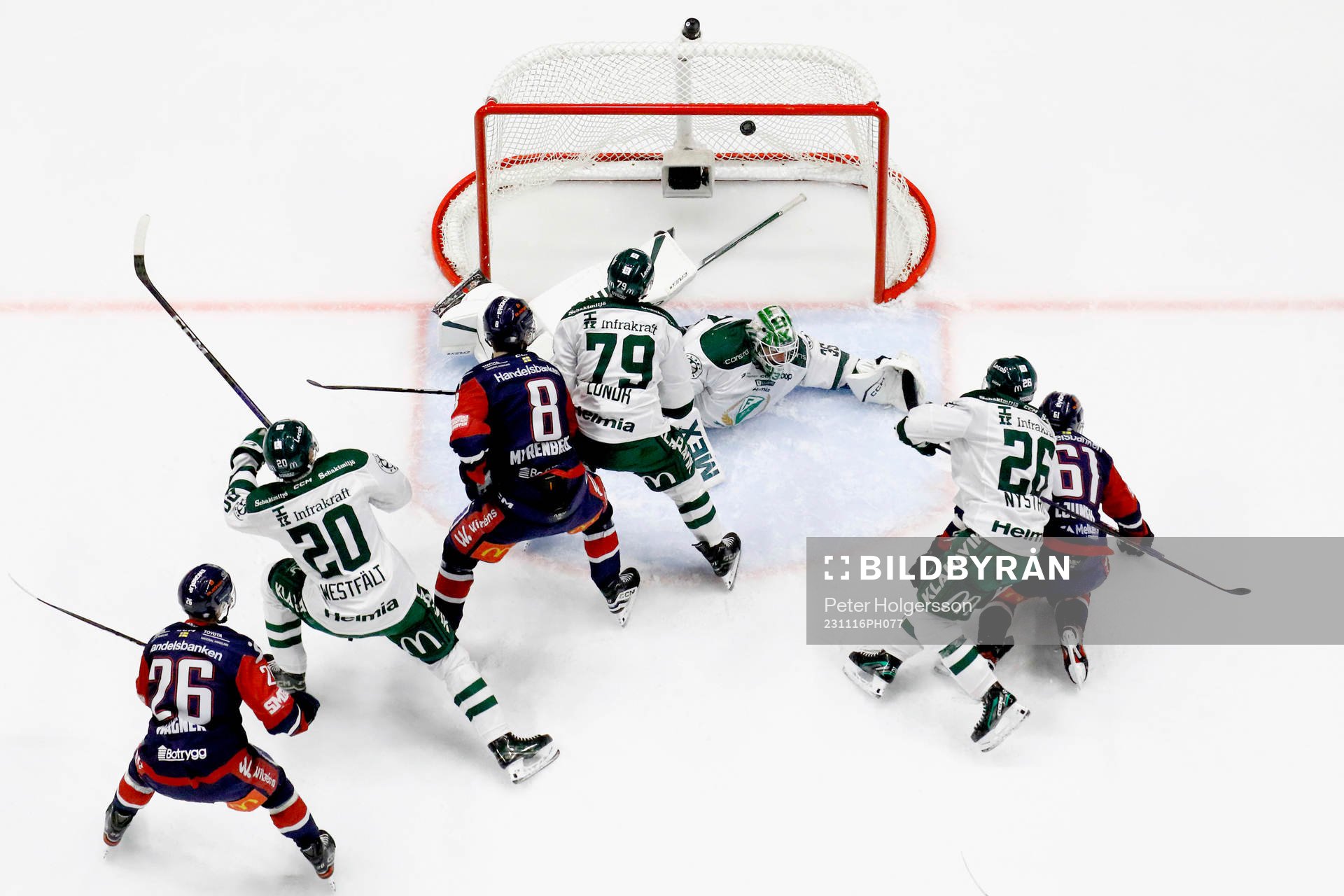 Mål 2-1 av Linköpings Markus Ljungh förbi Färjestads