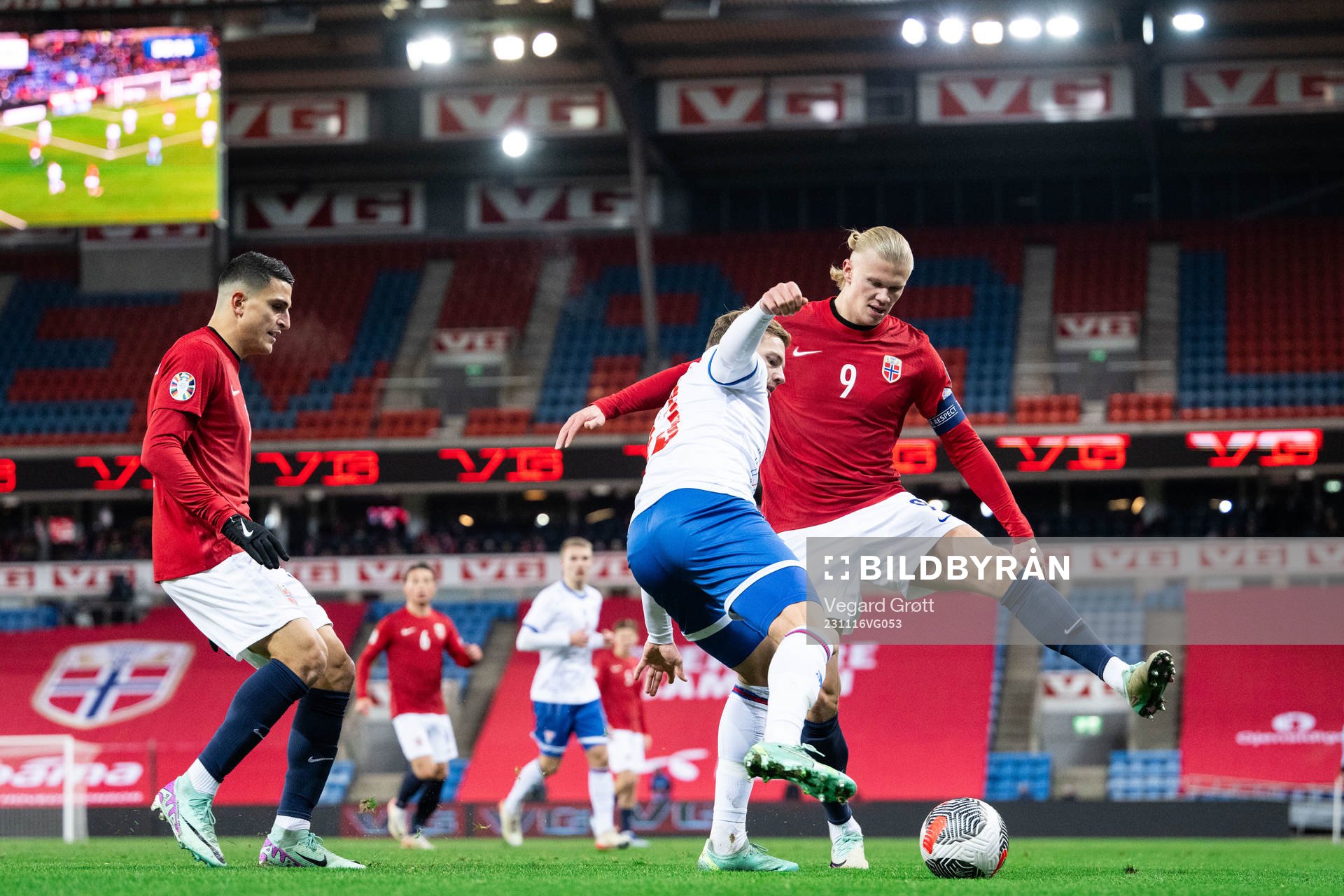 Hørdur Askham of Faroe Islands and Erling Braut Haaland of