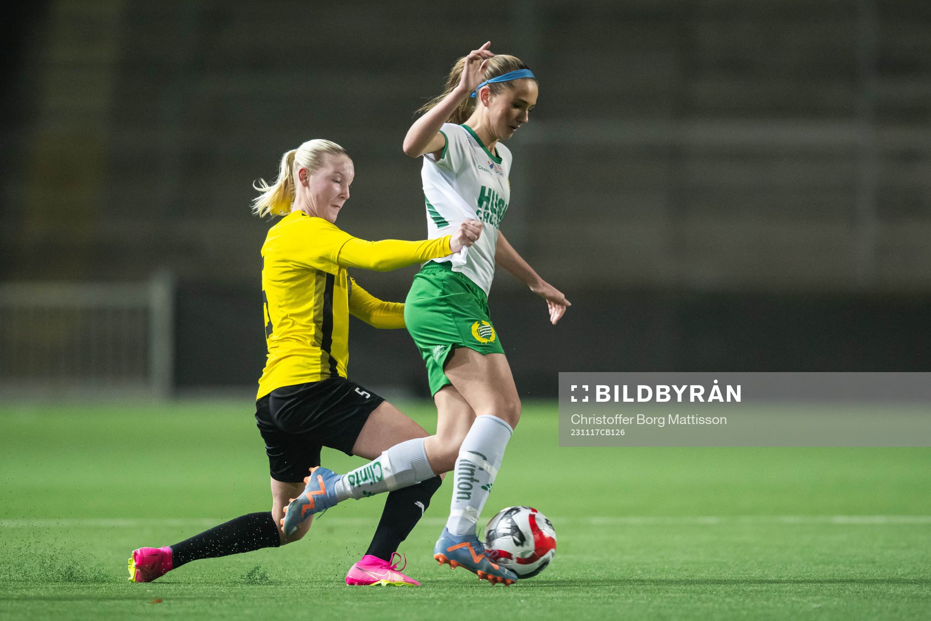Häckens Alice Lindqvist och Hammarbys Carmen Cernjul
