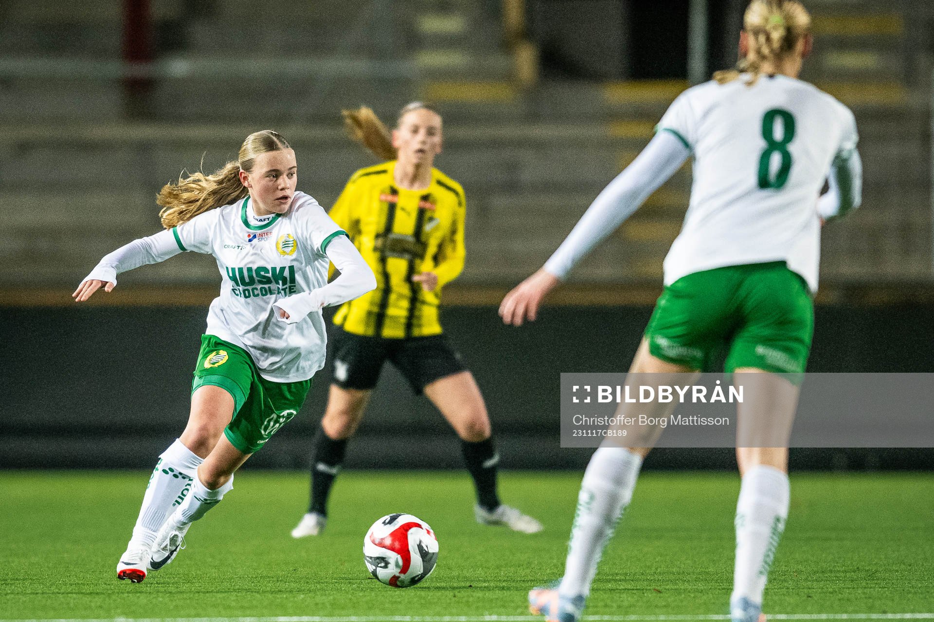Hammarbys Ida Gagnfors under fotbollsmatchen i Svenska Spel F19 Slutspel 2023 mellan Häcken och Hammarby den 17 november 2023 i Malmö.