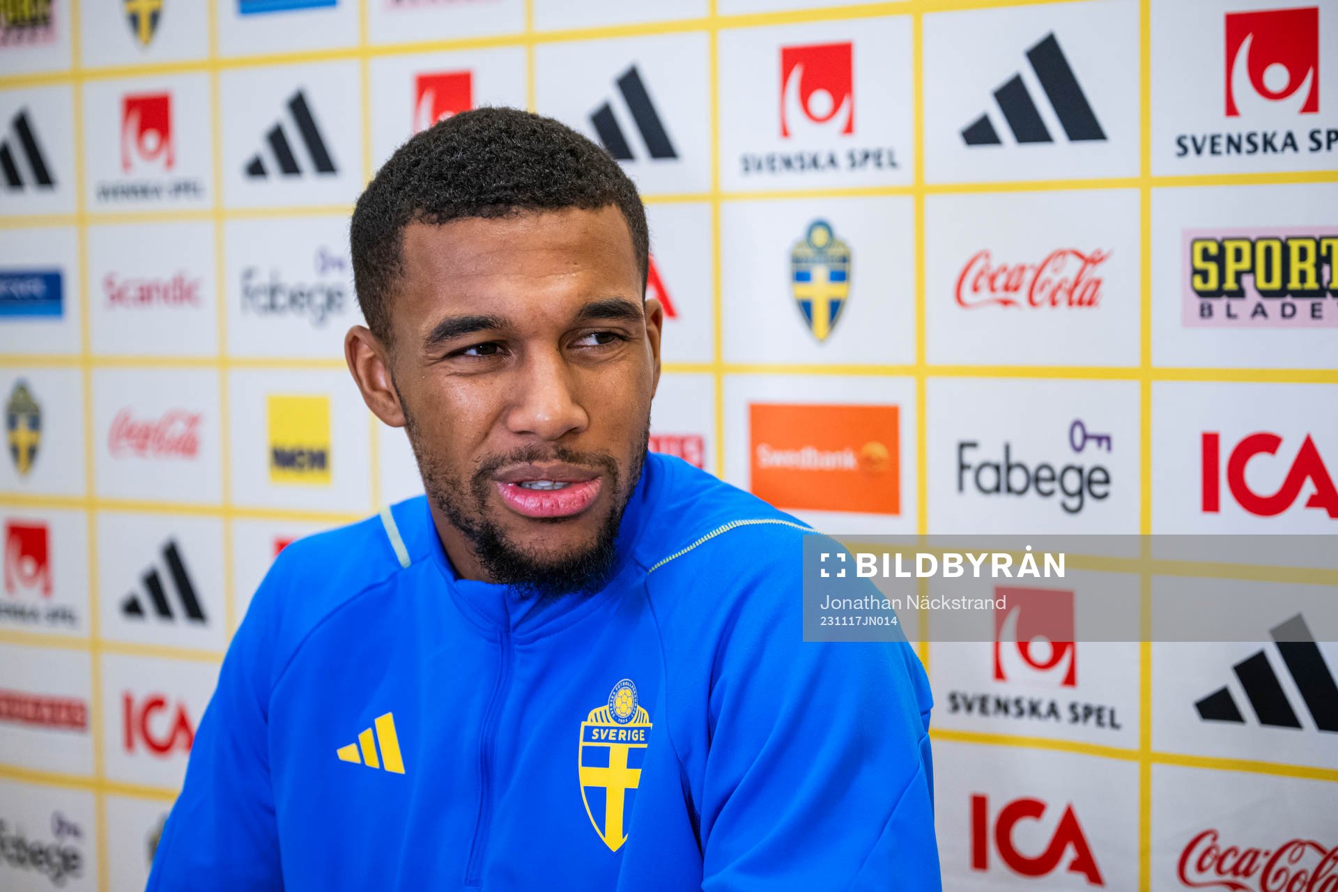 Isak Hien of the Swedish national football team in a mixed