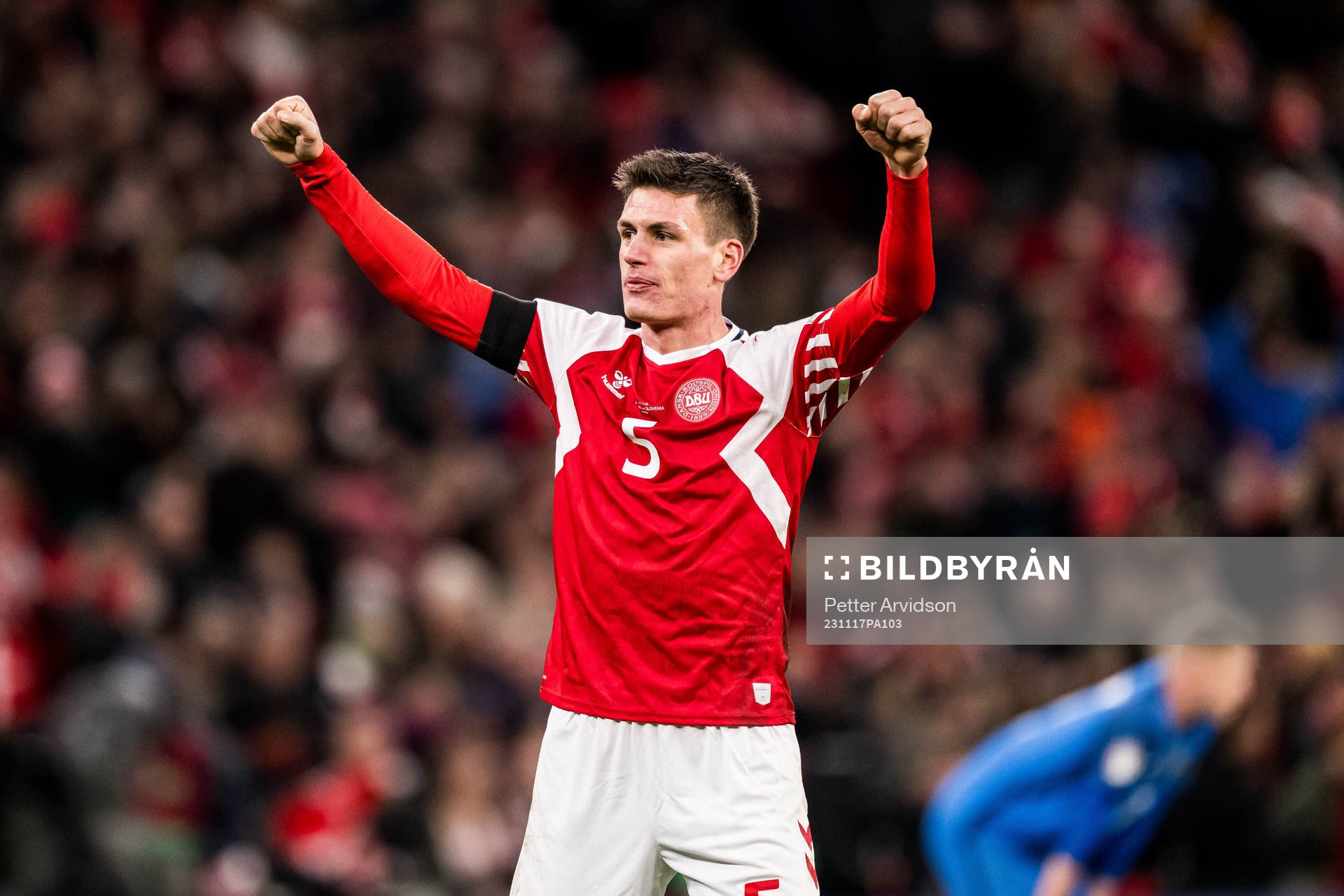 Joakim Mæhle of Denmark celebrates