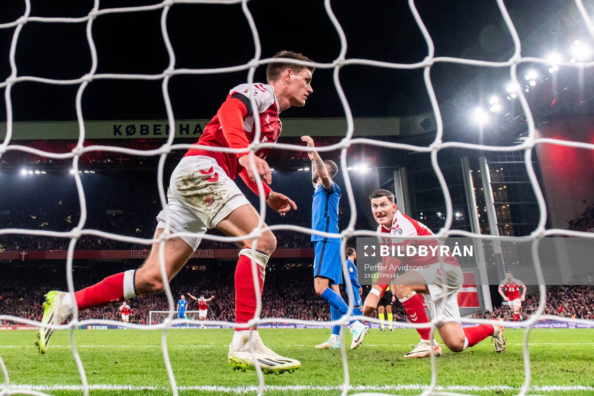 Joakim Mæhle of Denmark celebrates