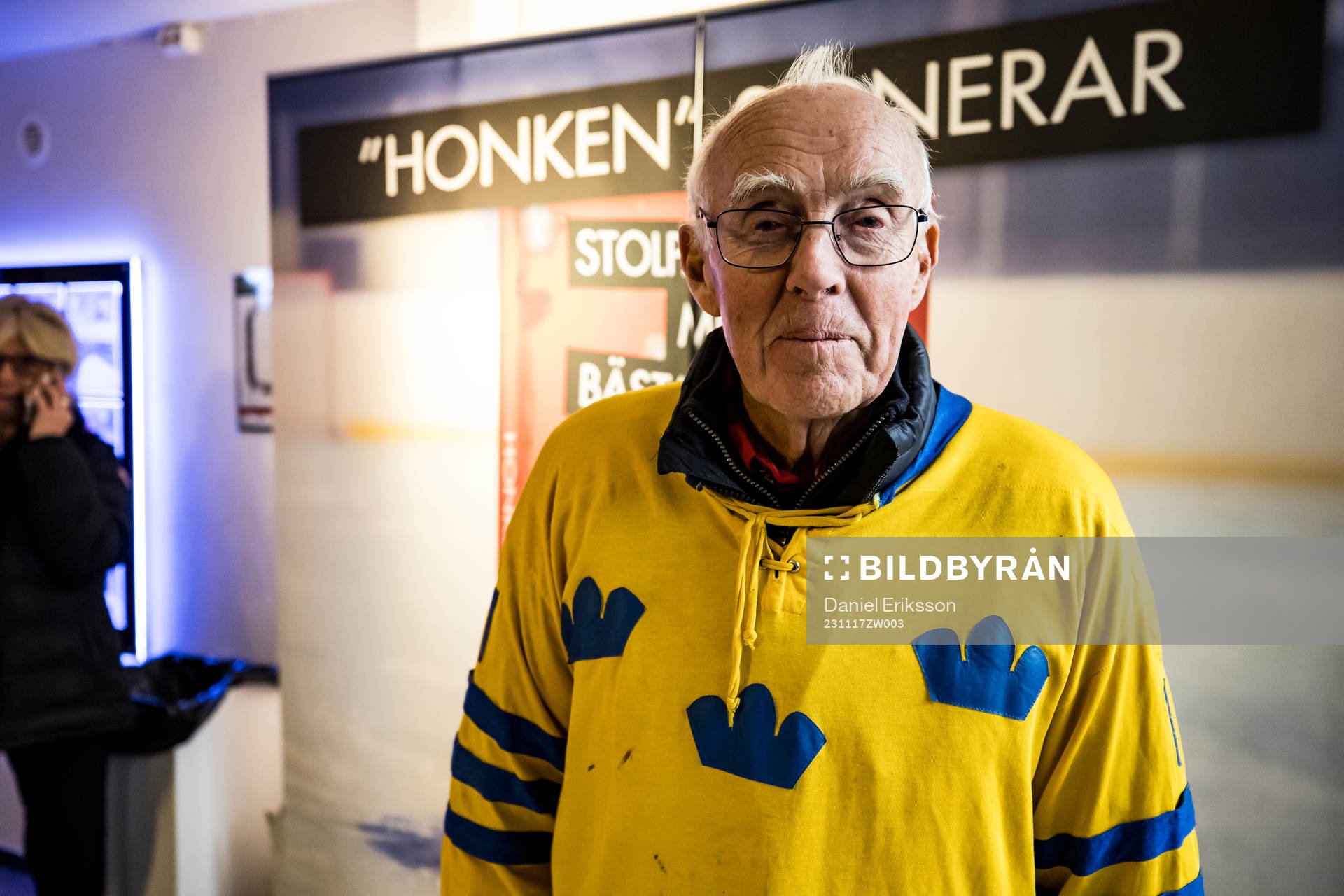Leif Honken Holmqvist innan ishockeymatchen i