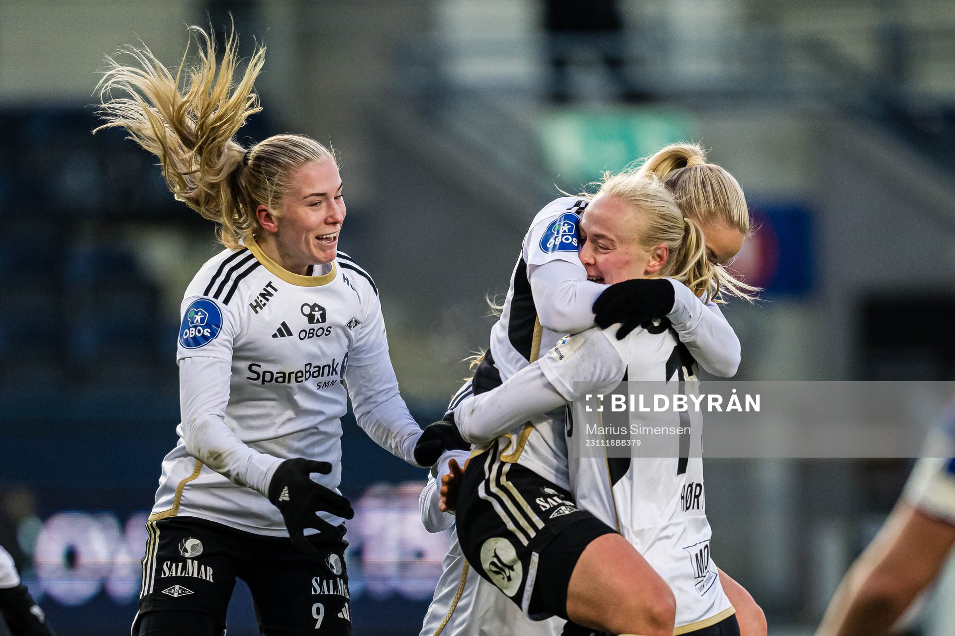 Sara Iren Lindbak Hørte of Rosenborg celebrates