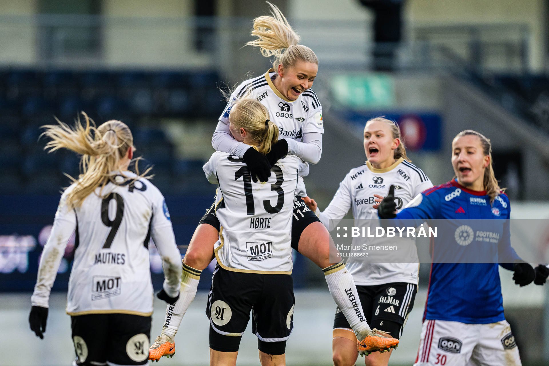 Sara Iren Lindbak Hørte of Rosenborg celebrates with Anna