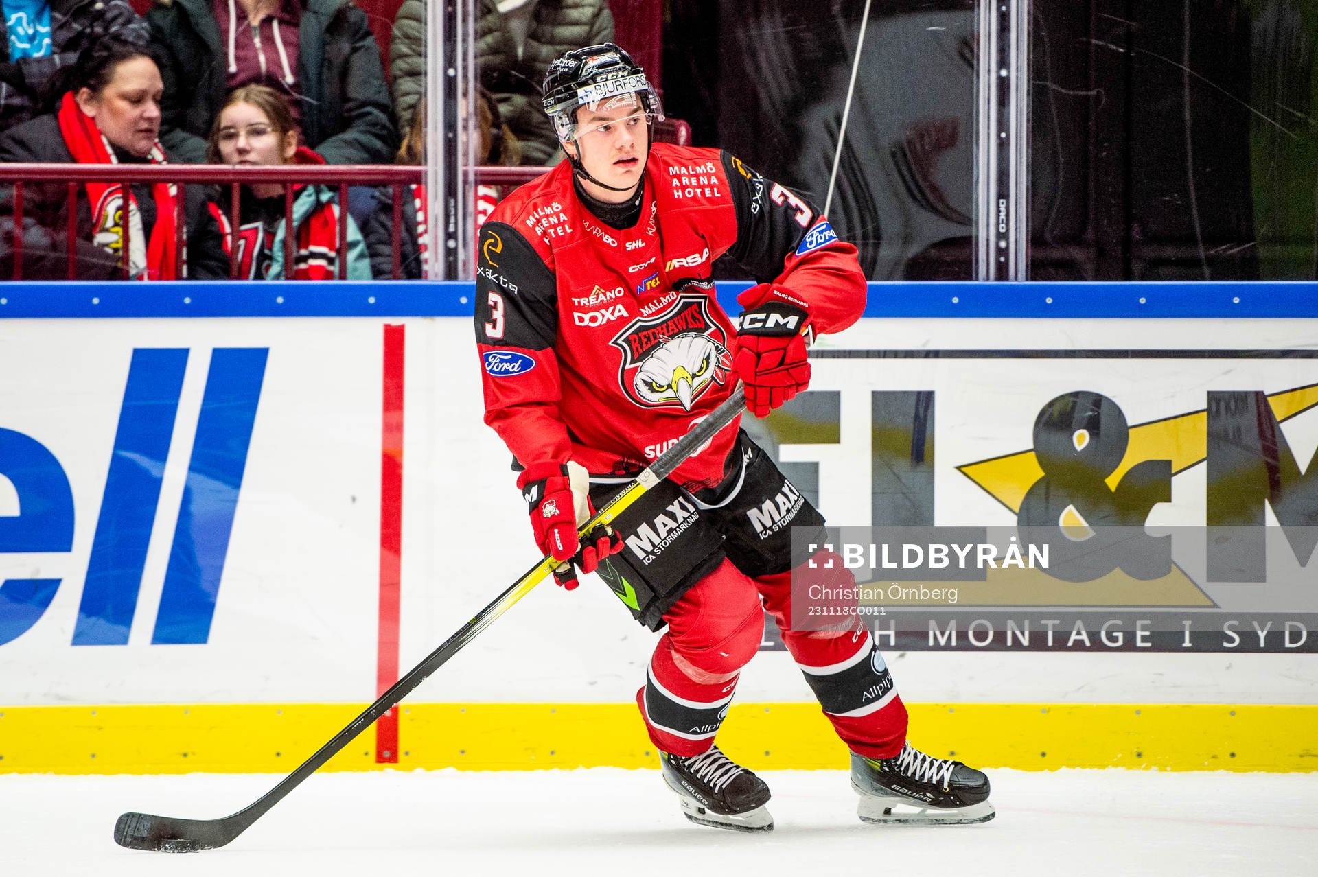 Malmö Redhawks Nuutti Viitasalo värmer upp innan