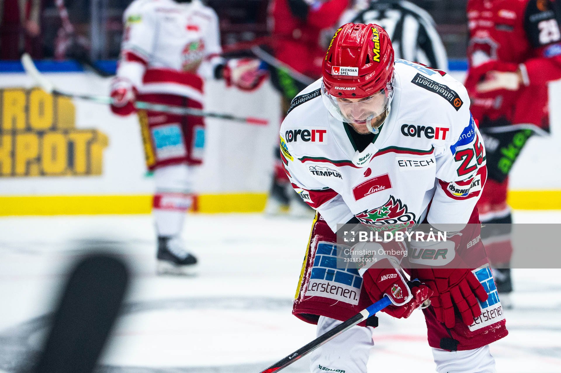 MoDos Sam Vigneault har ont