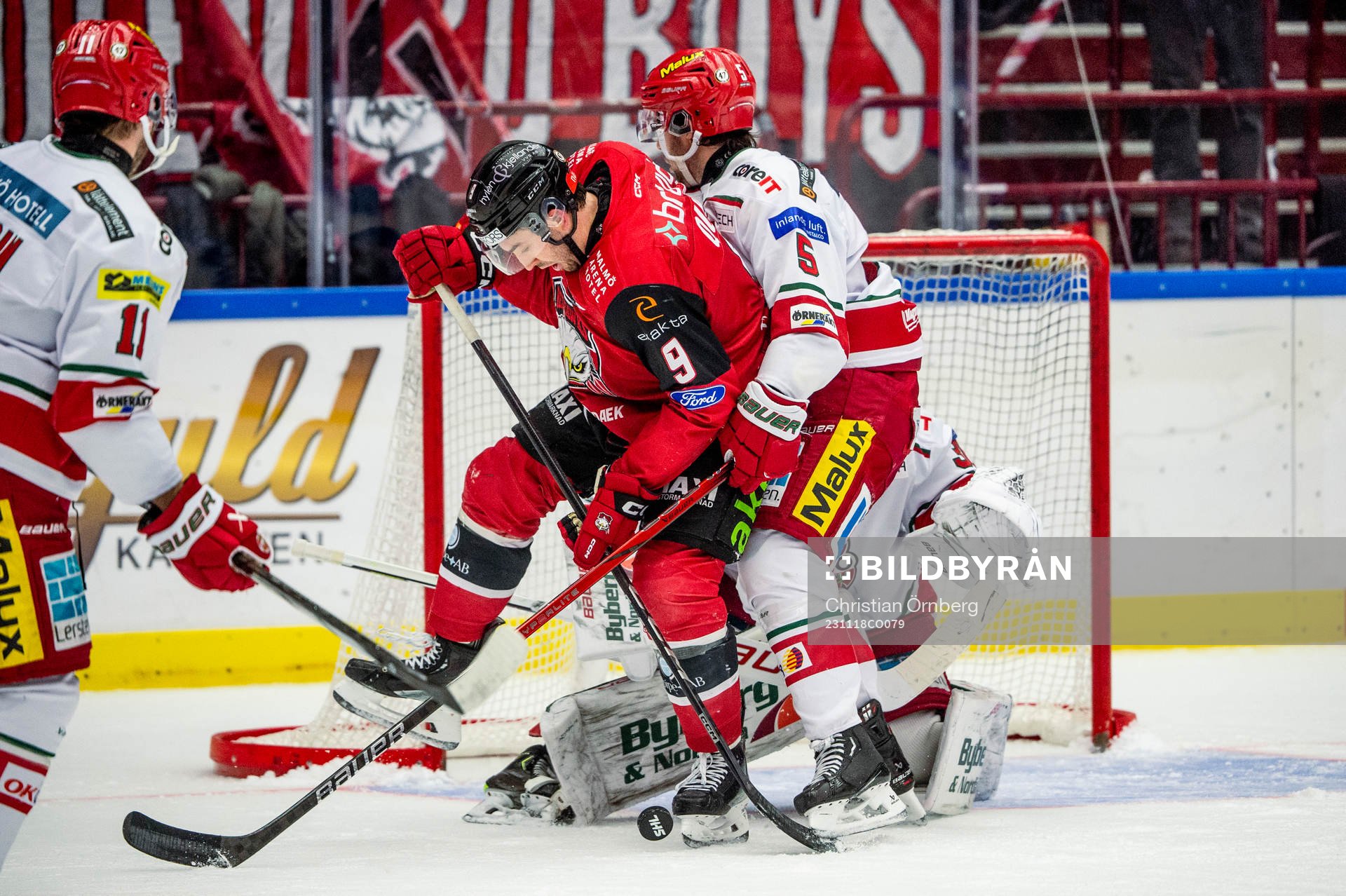 Malmö Redhawks Alan Quine mot MoDos August Berg
