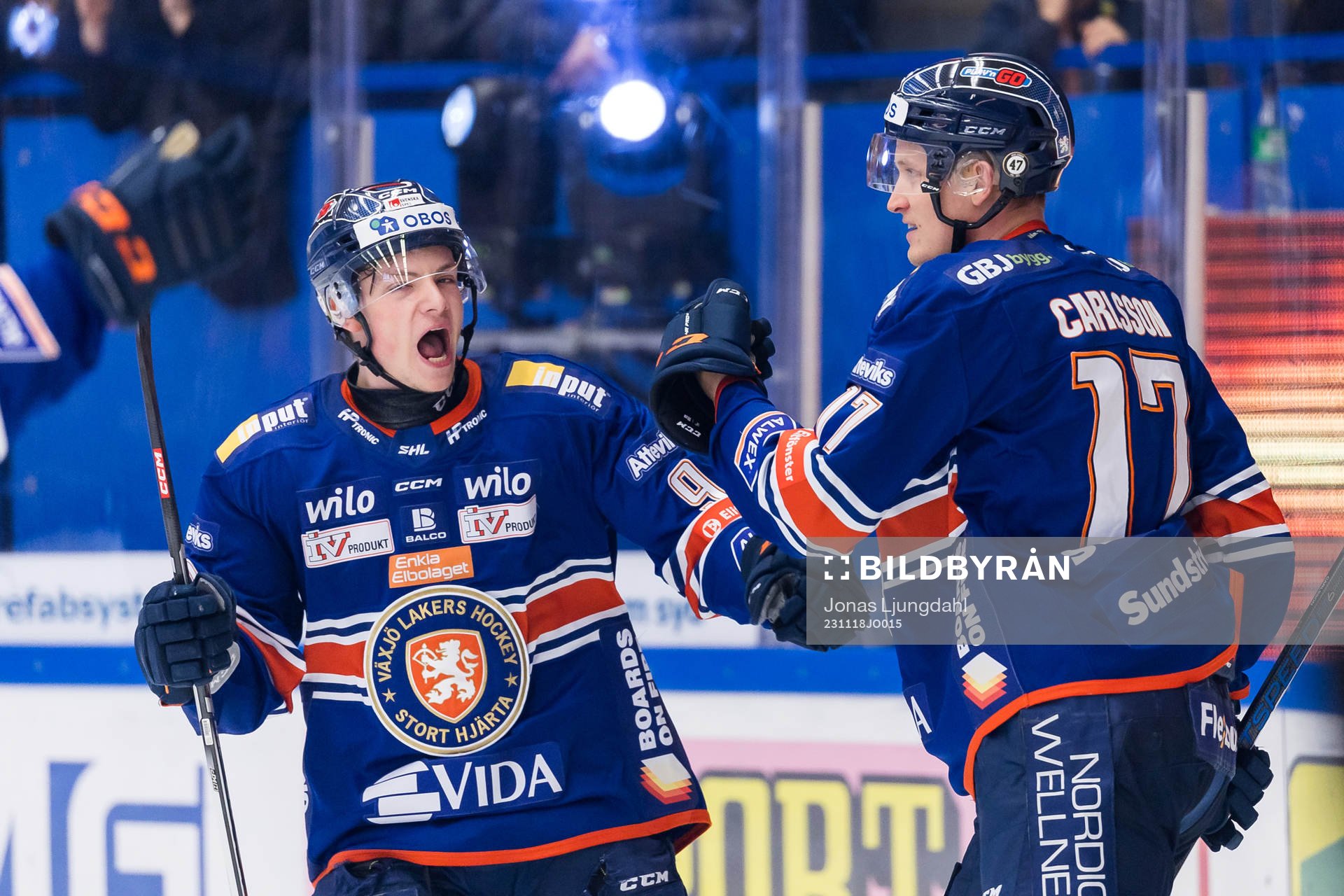 Växjös Victor Stjernborg och Gabriel Carlsson jublar