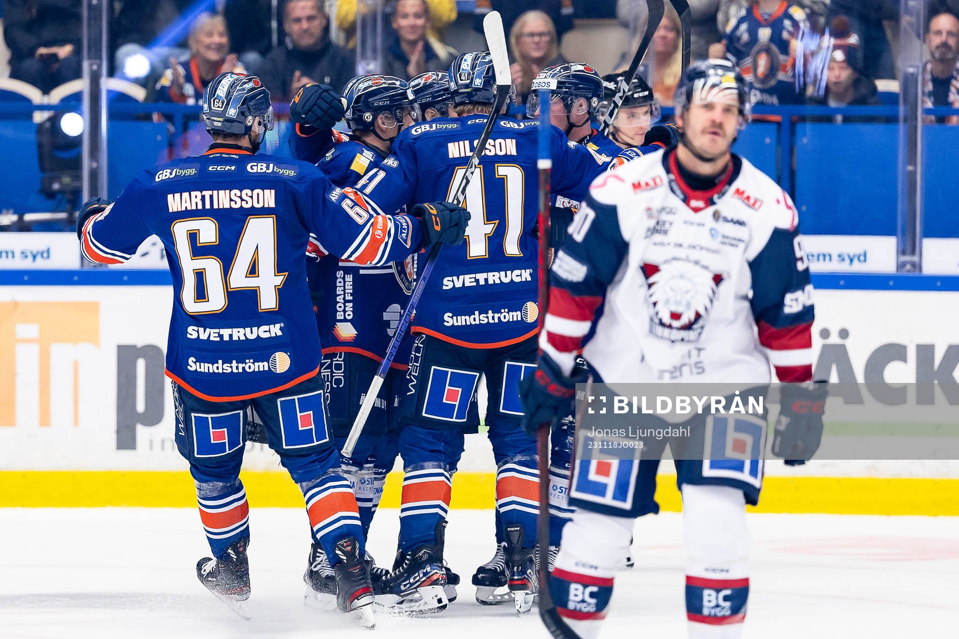 Växjös spelare jublar