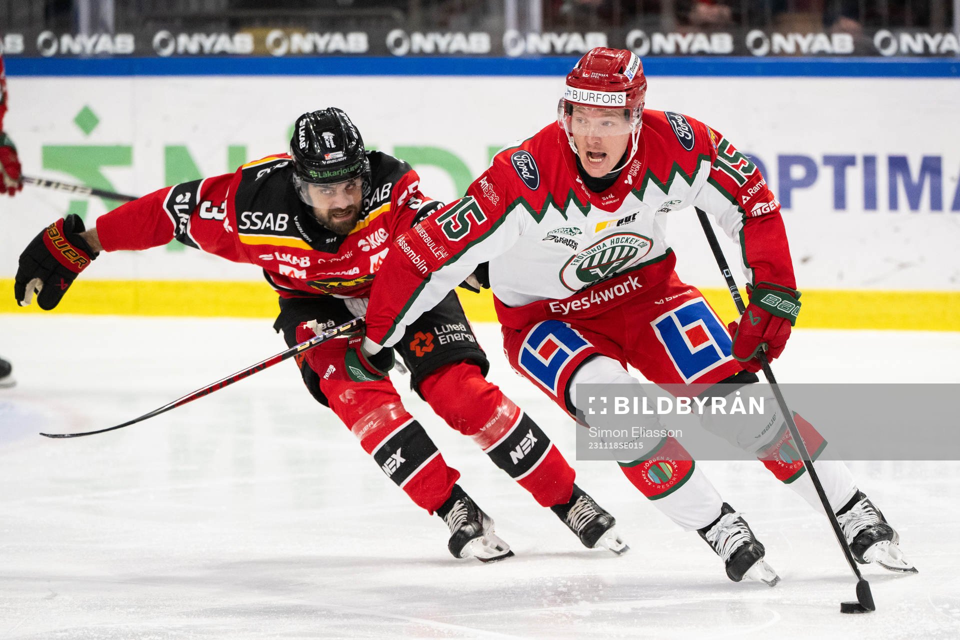 Luleås Frederic Allard och Frölundas Gustav Rydahl