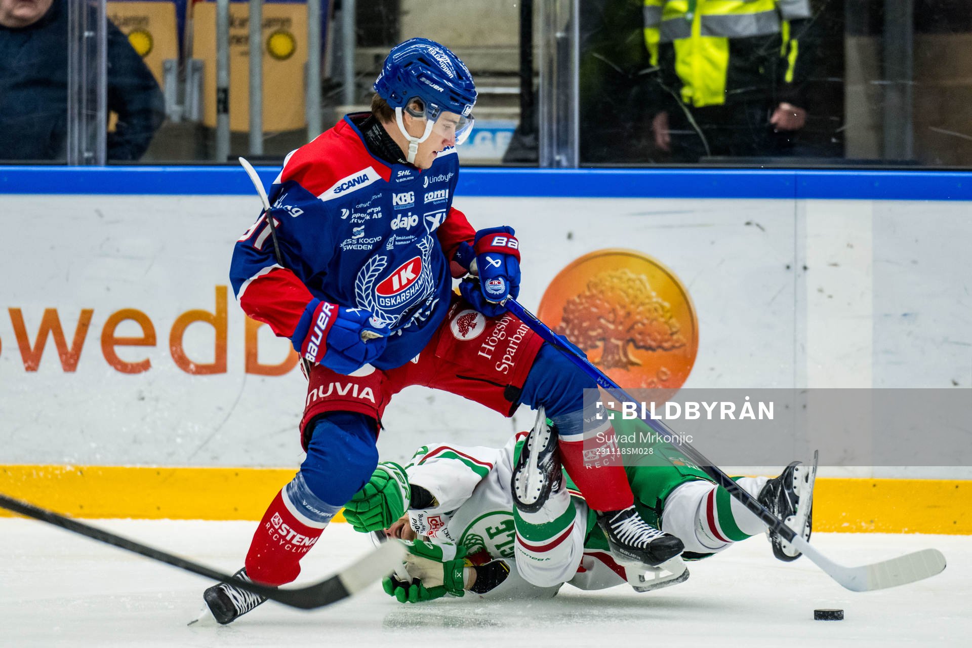 Oskarshamns Logan Hutsko och Rögles Simon Ryfors