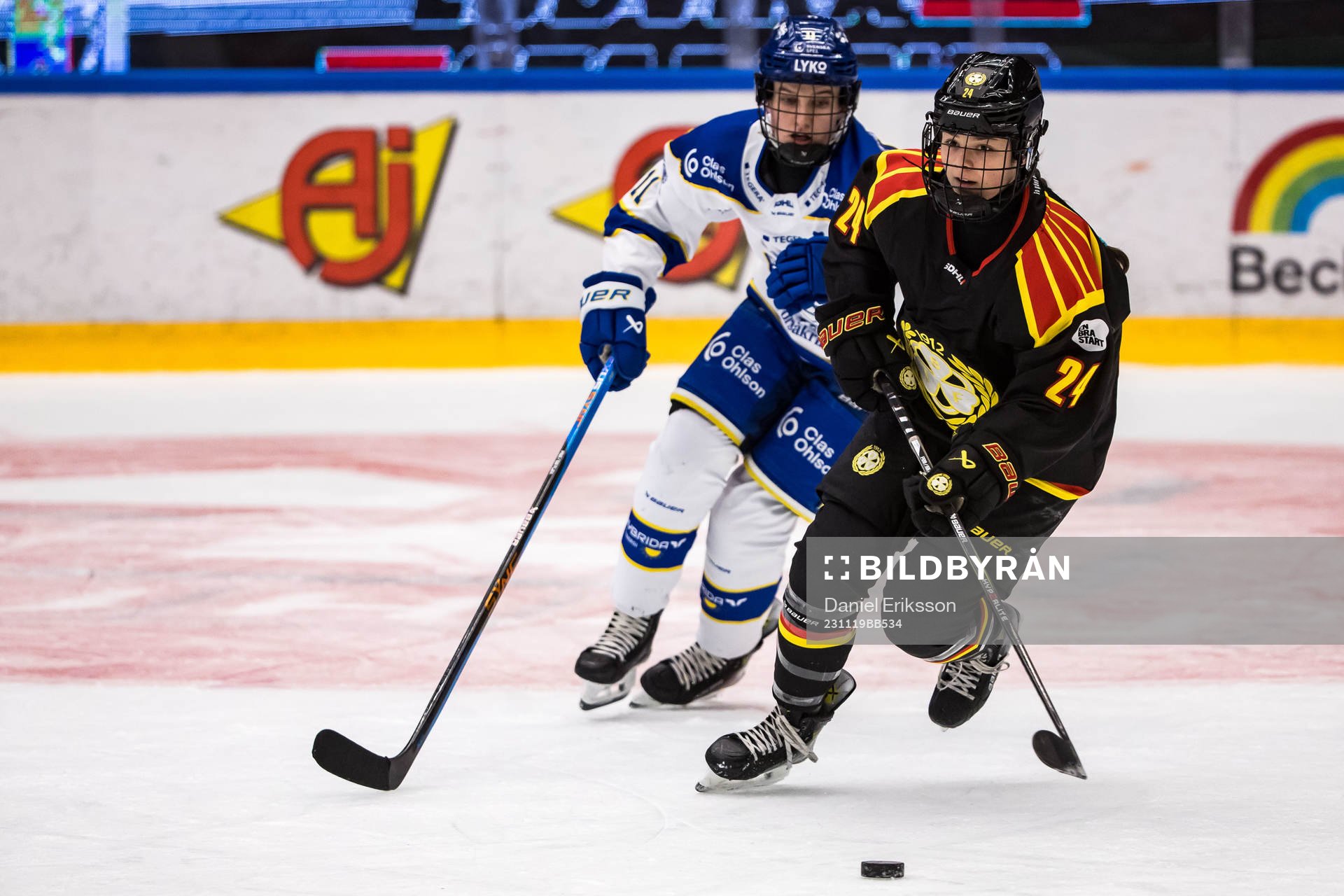 Leksands IFs Fanny Brolin och Brynäs IFs Sara Cajanova