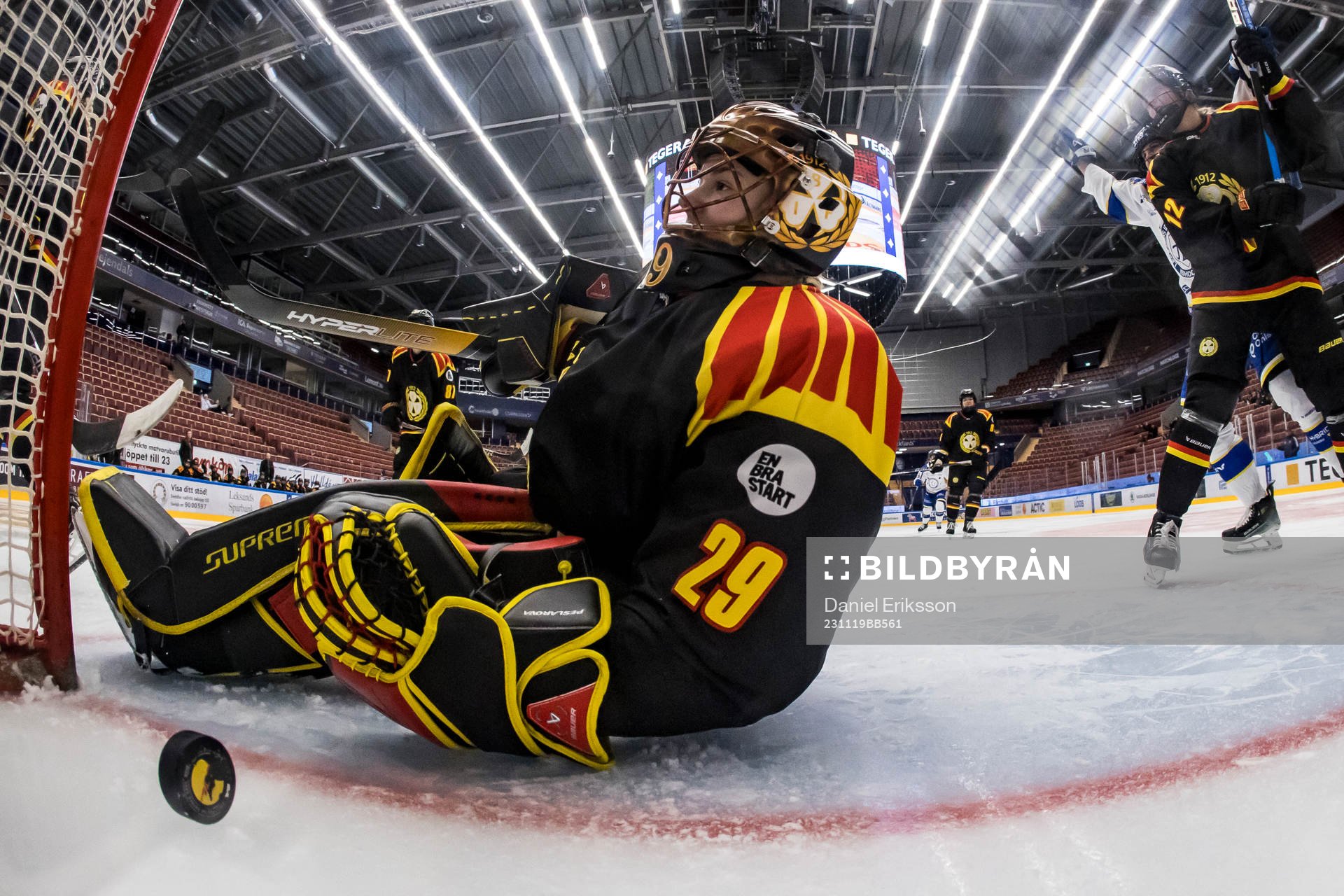 1-1 bakom Brynäs målvakt Klara Peslarova