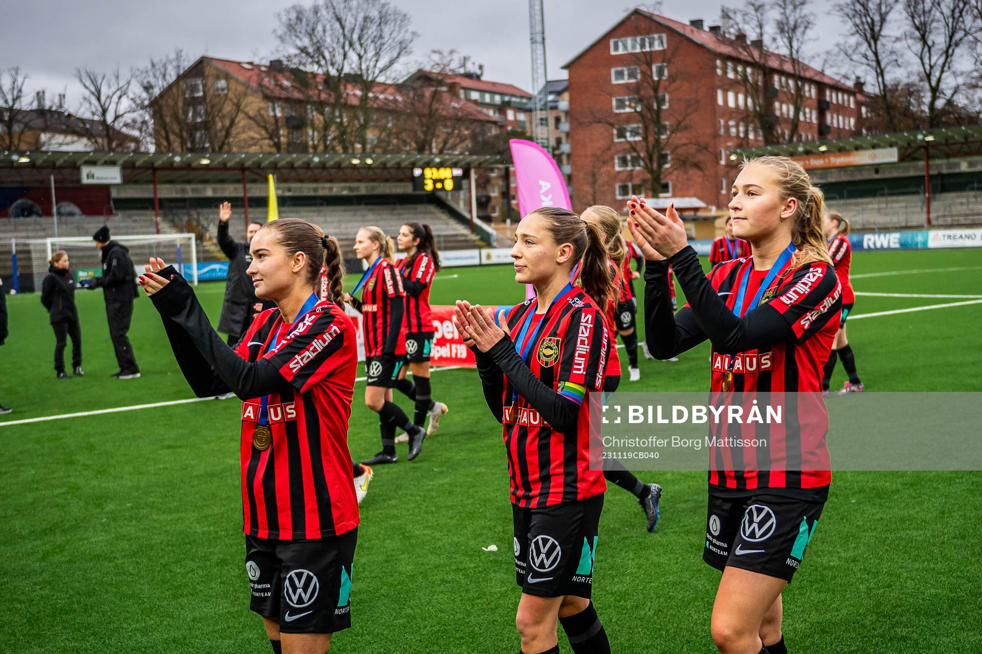 Brommapojkarnas Edith Rörsgård, Augusta Priks och Alice
