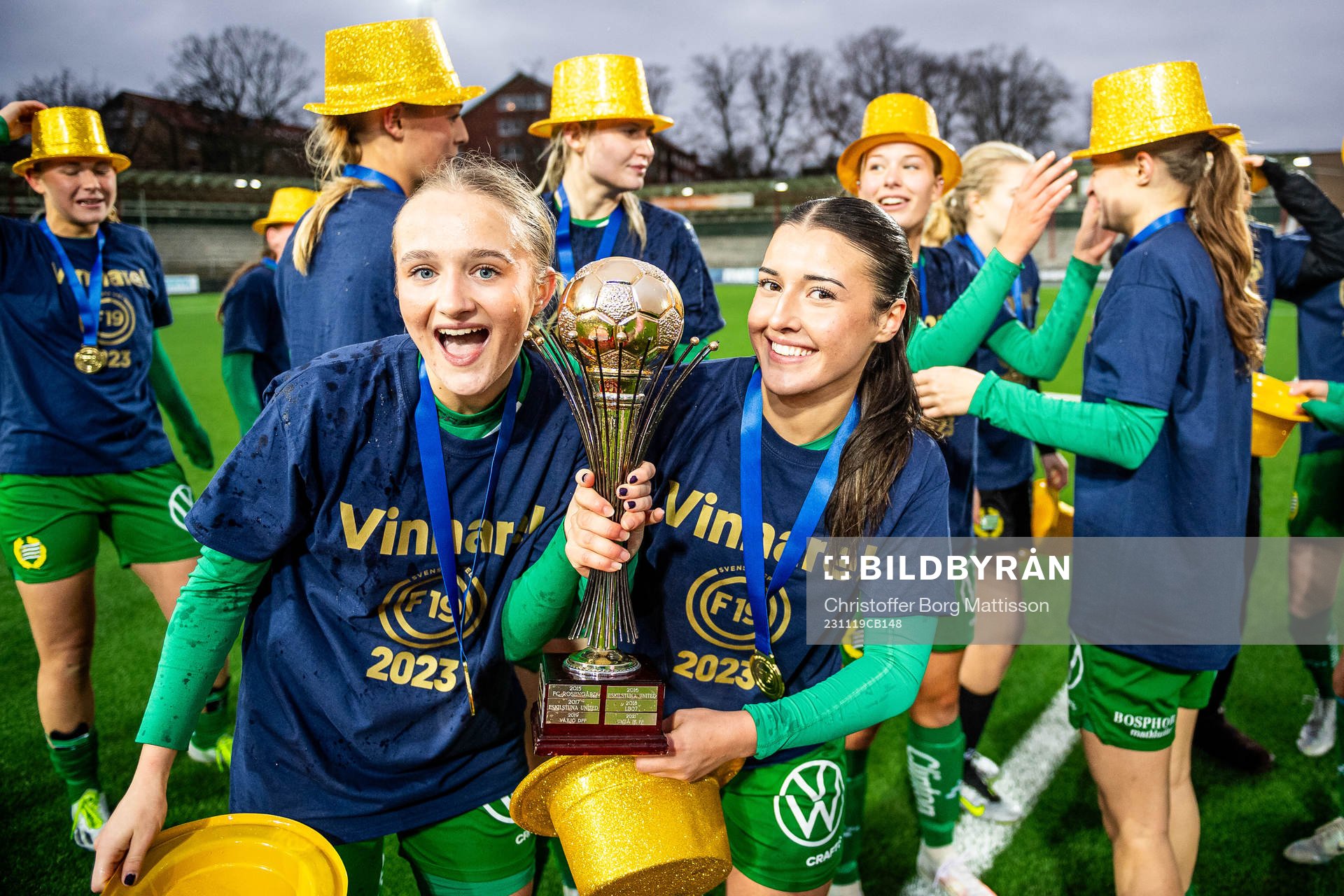 Hammarbys spelare jublar