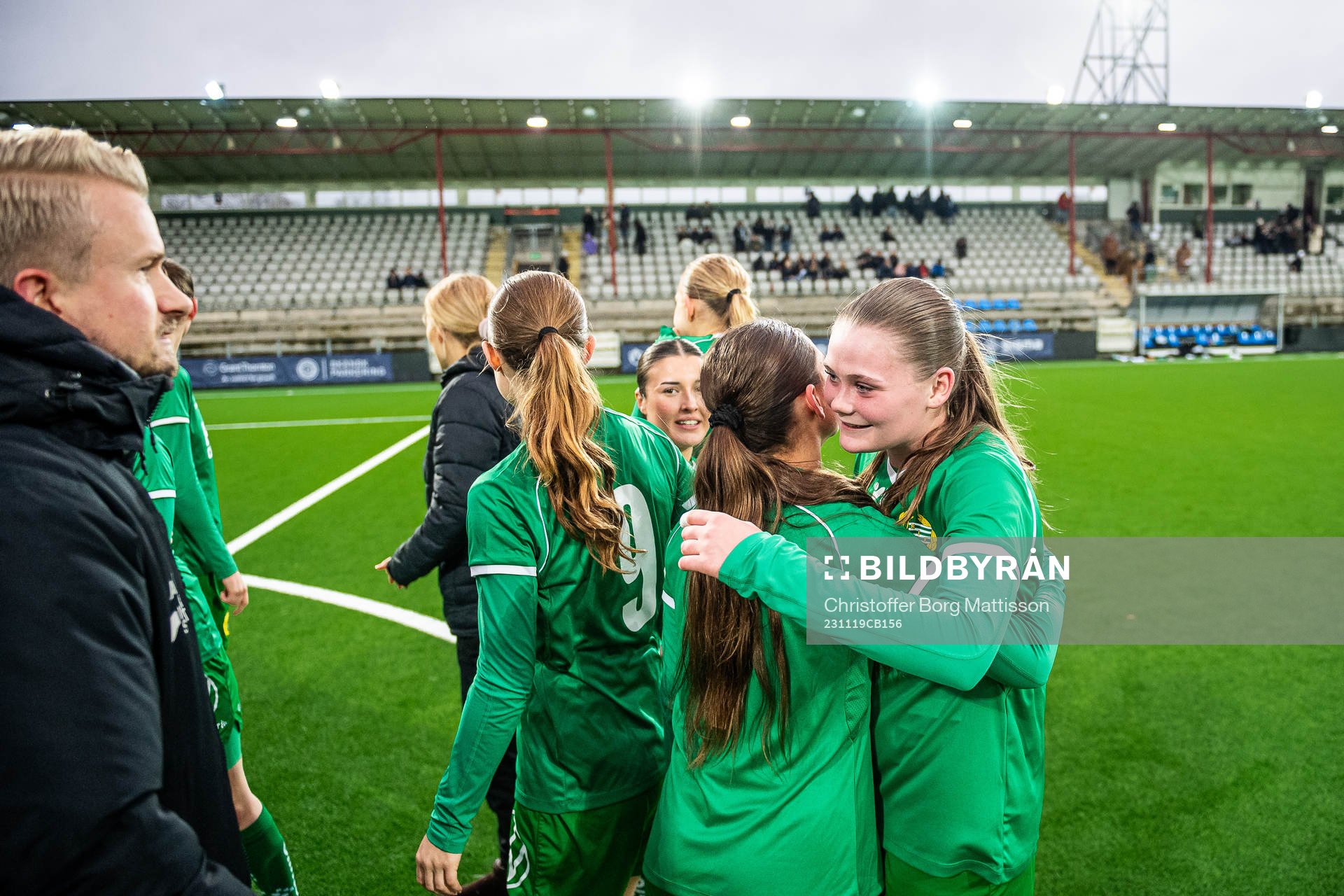 Hammarbys spelare jublar