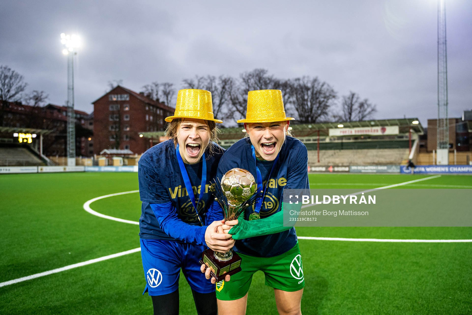 Hammarbys målvakt Nellie Andersson Markovic och Alice