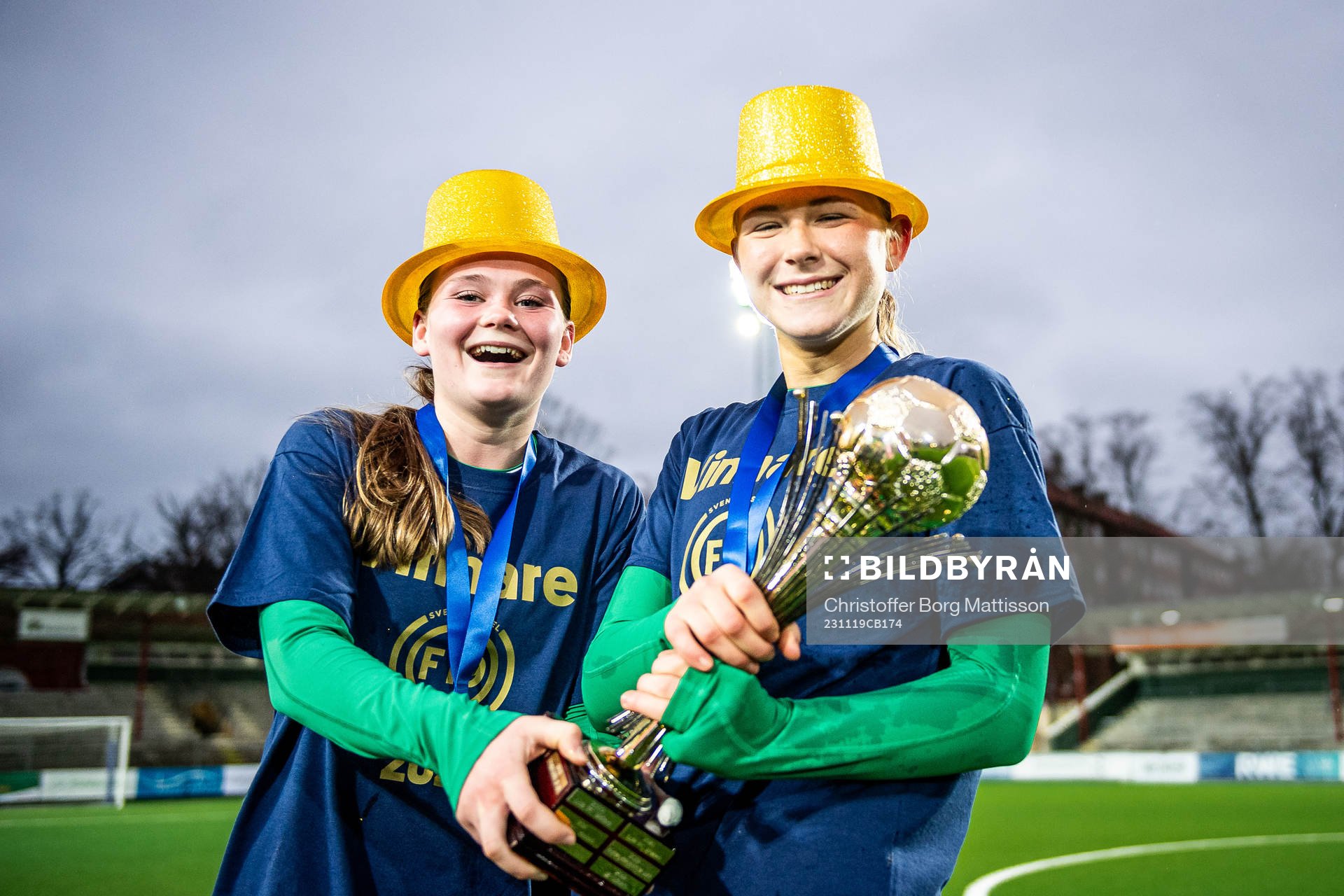 Hammarbys spelare jublar