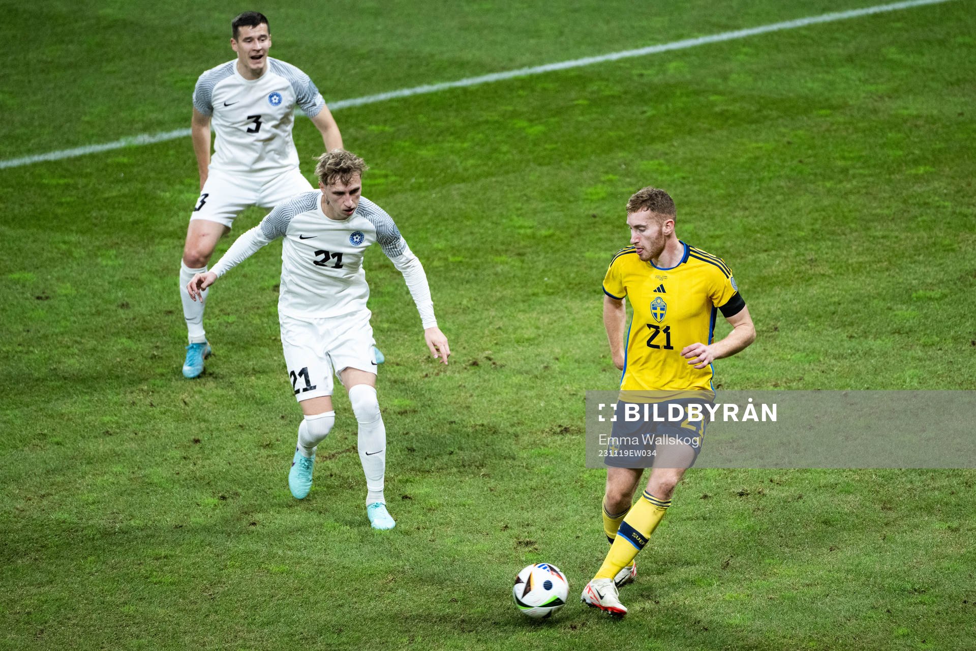 Artur Pikk and Bogdan Vastsuk of Estonia against Dejan