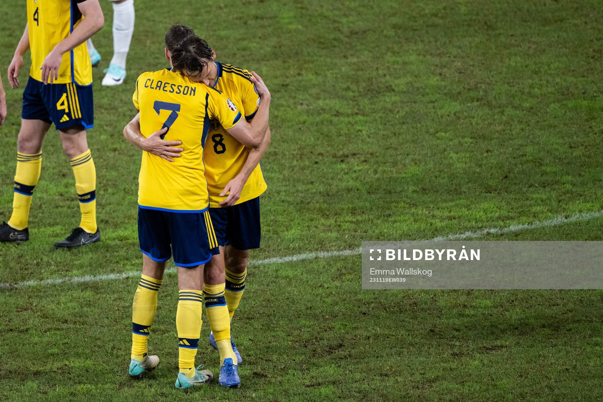 Viktor Claesson and Albin Ekdal of Sweden