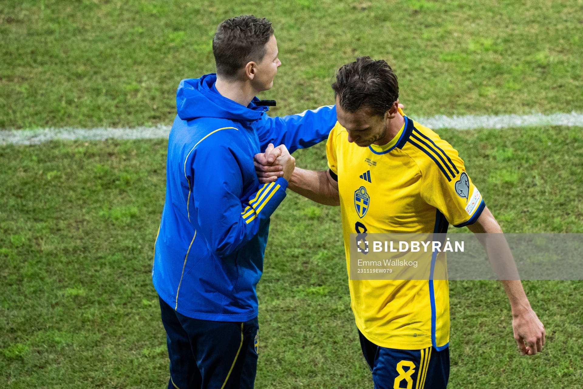 Maths Elfvendal, goalkeeper coach, and Albin Ekdal of Sweden