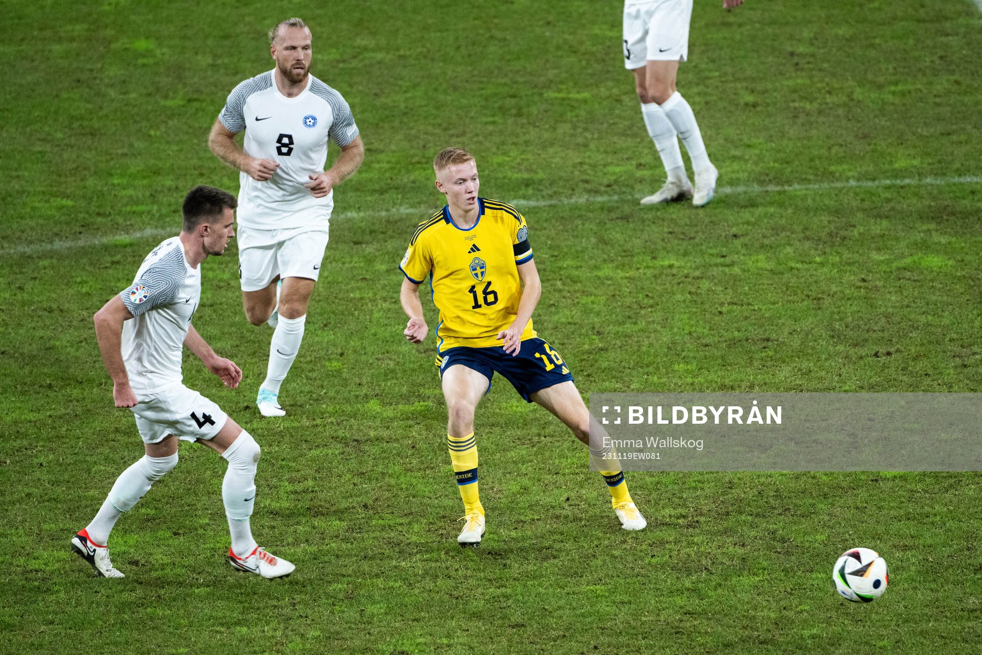 Mattias Käit and Henri Anier of Estonia against Hugo