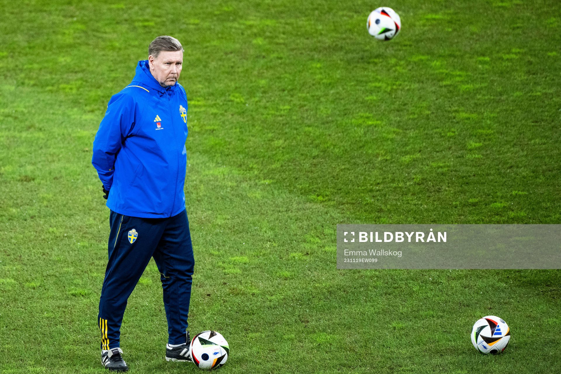 Assistant coach Peter Wettergren of Sweden