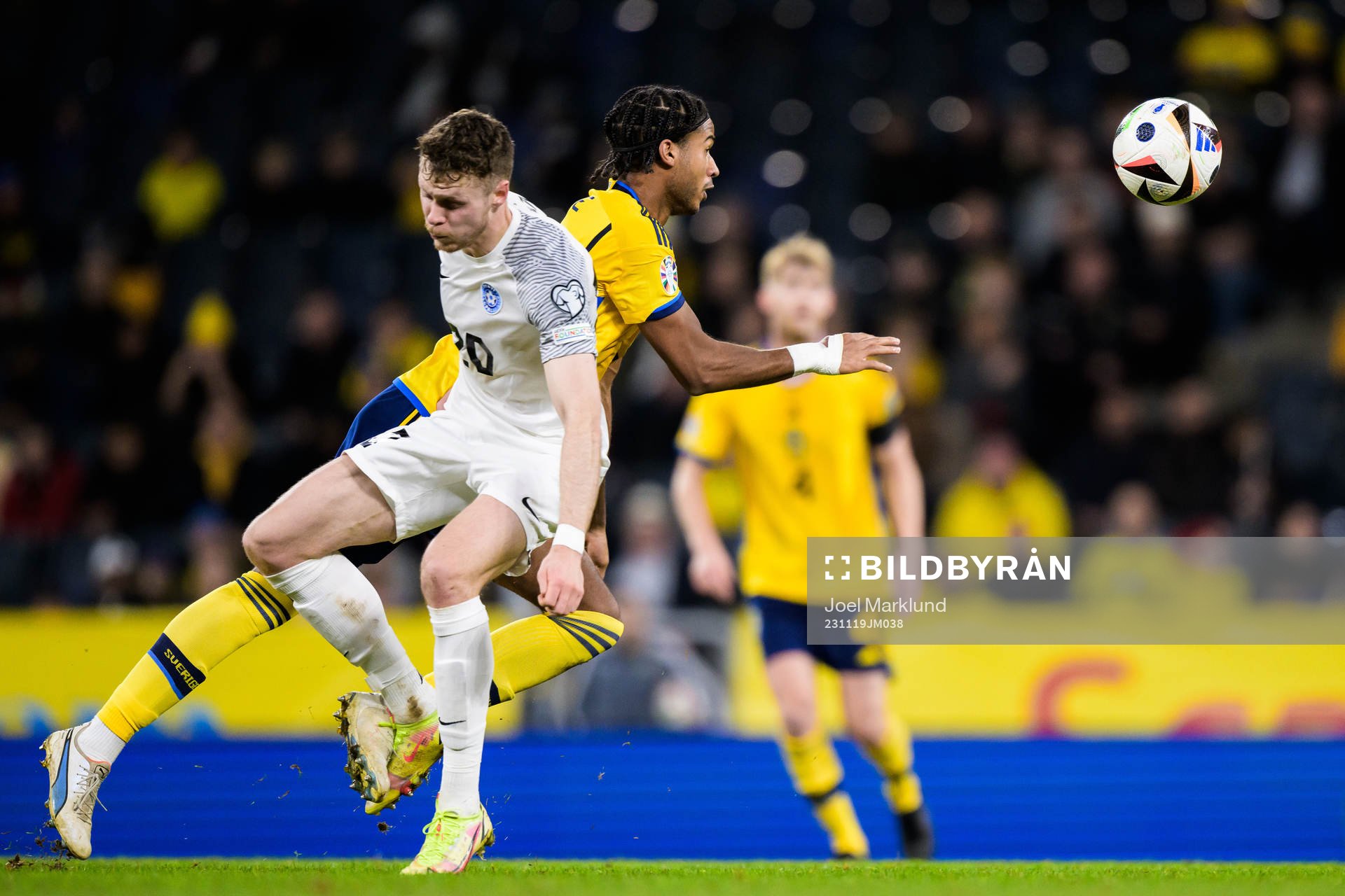 Markus Poom of Estonia and Jens Cajuste of Sweden