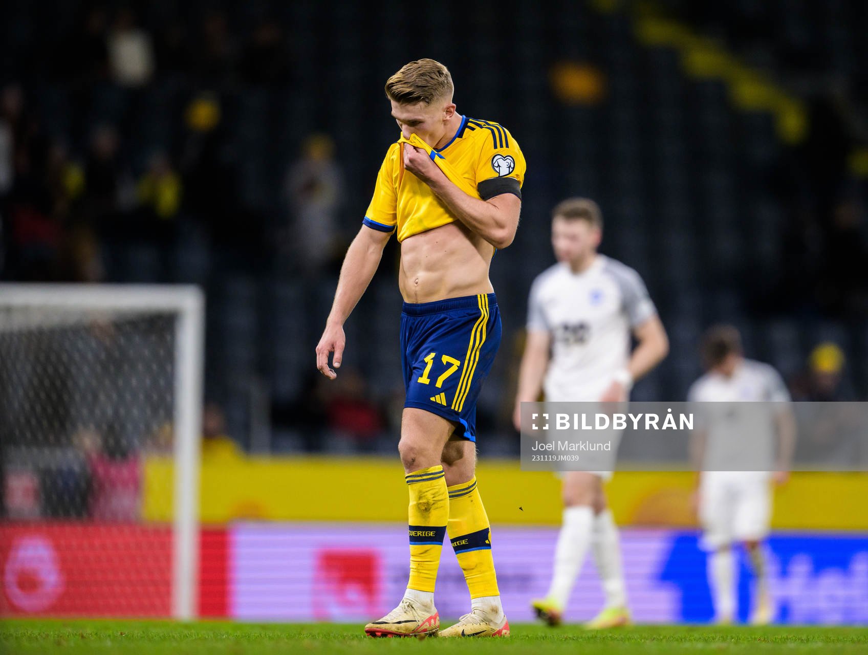 Viktor Gyökeres of Sweden looks dejected