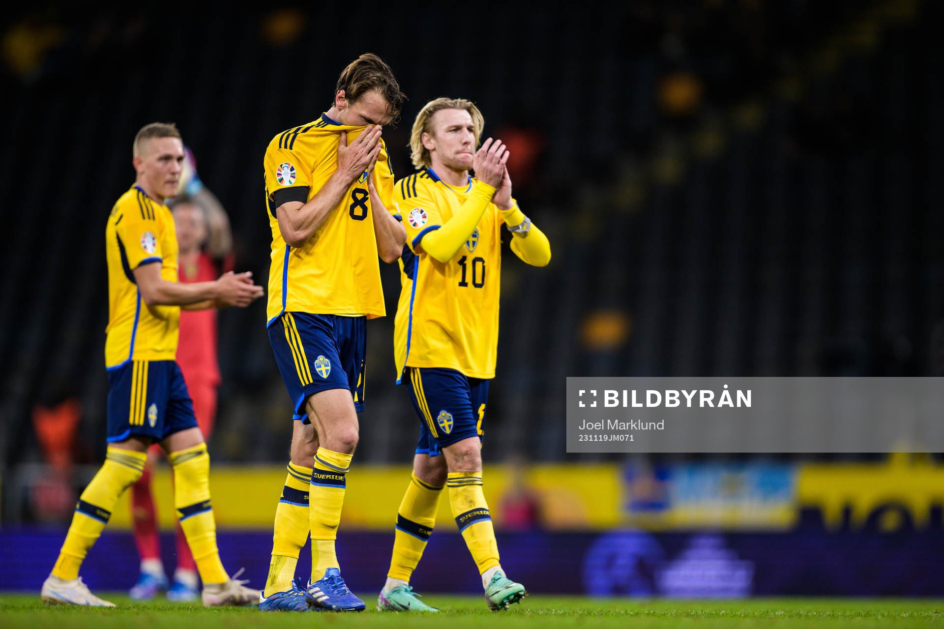 Albin Ekdal and Emil Forsberg of Sweden