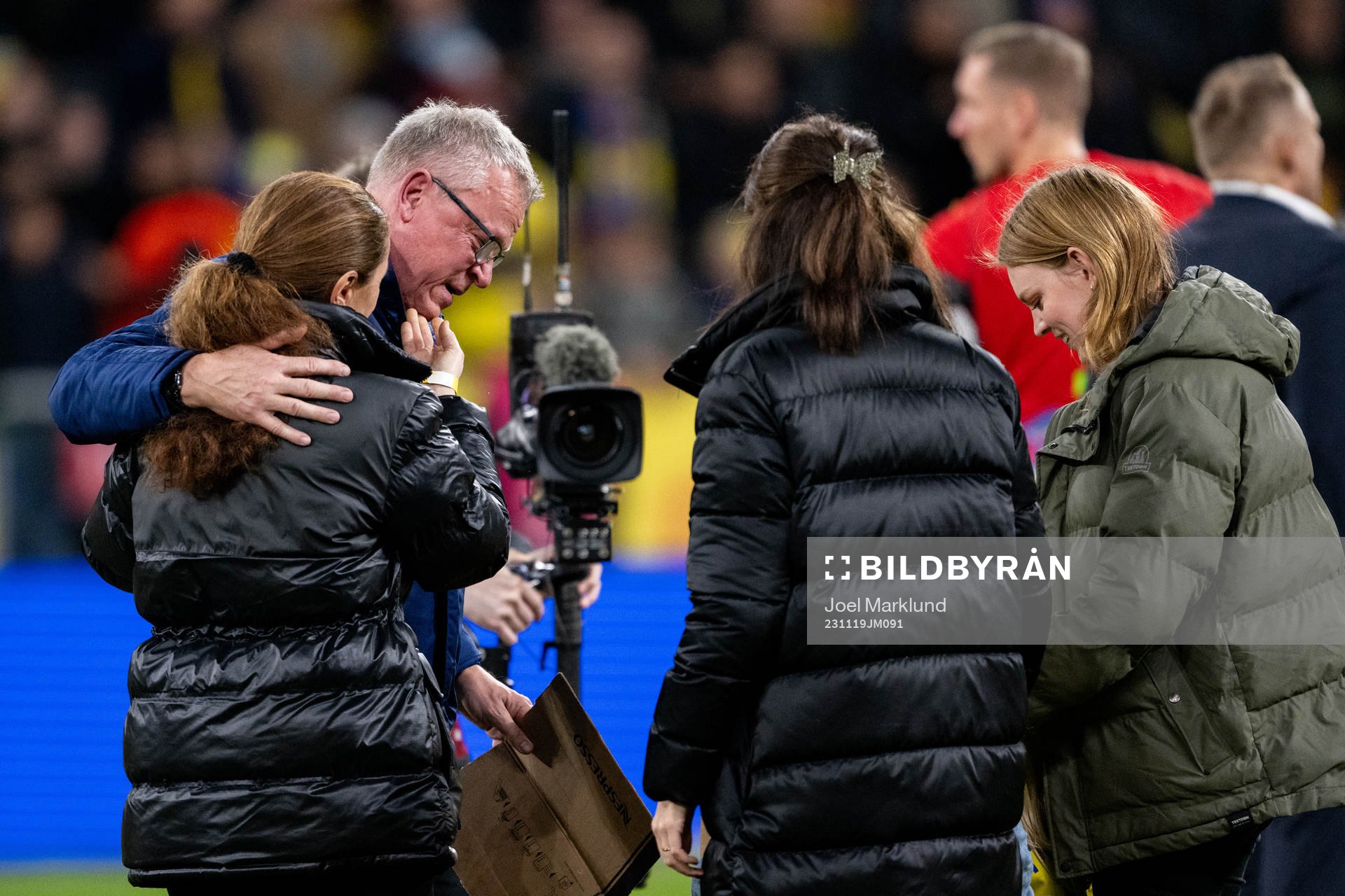 Head coach Janne Andersson of Sweden with family