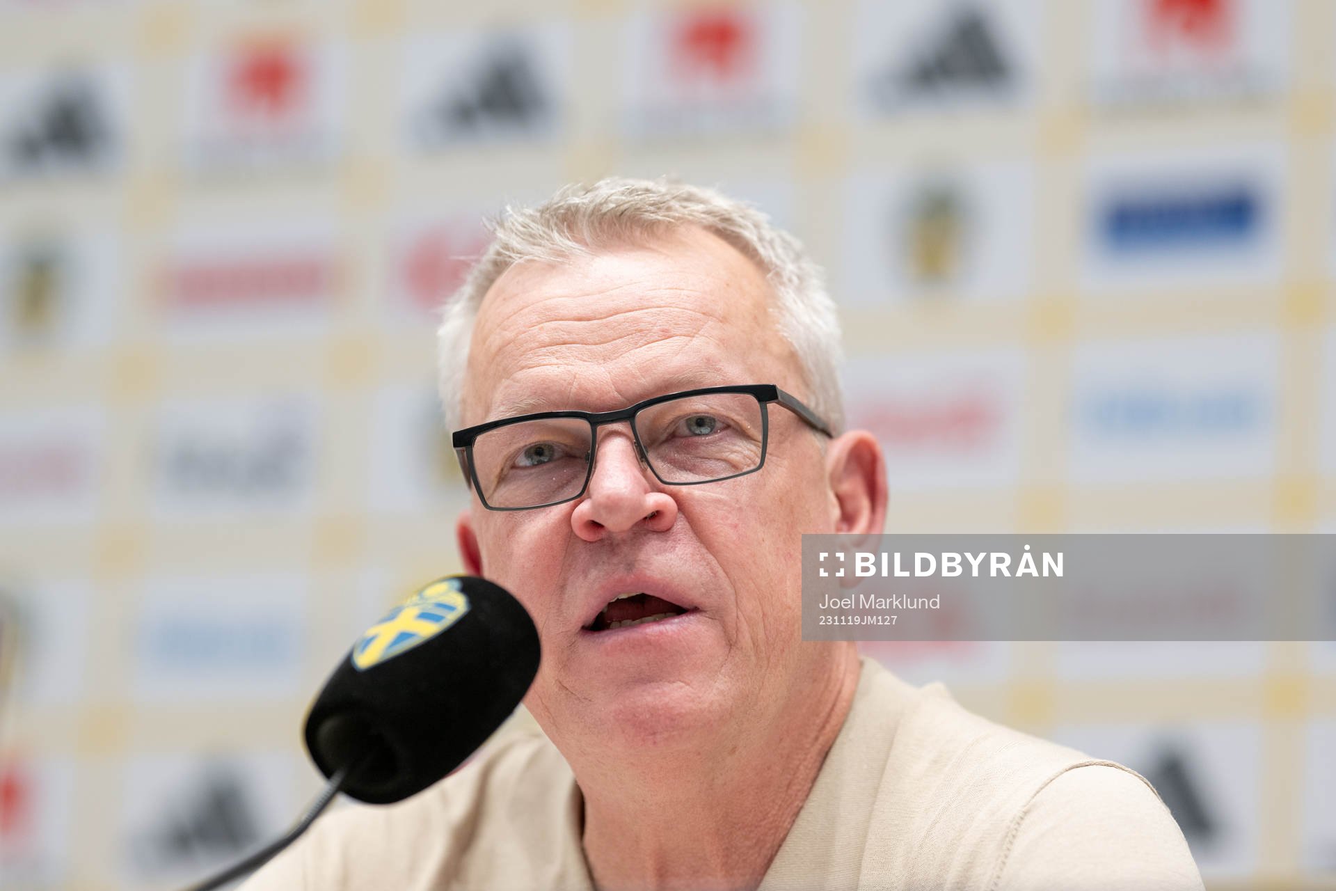 Head coach Janne Andersson  of Sweden