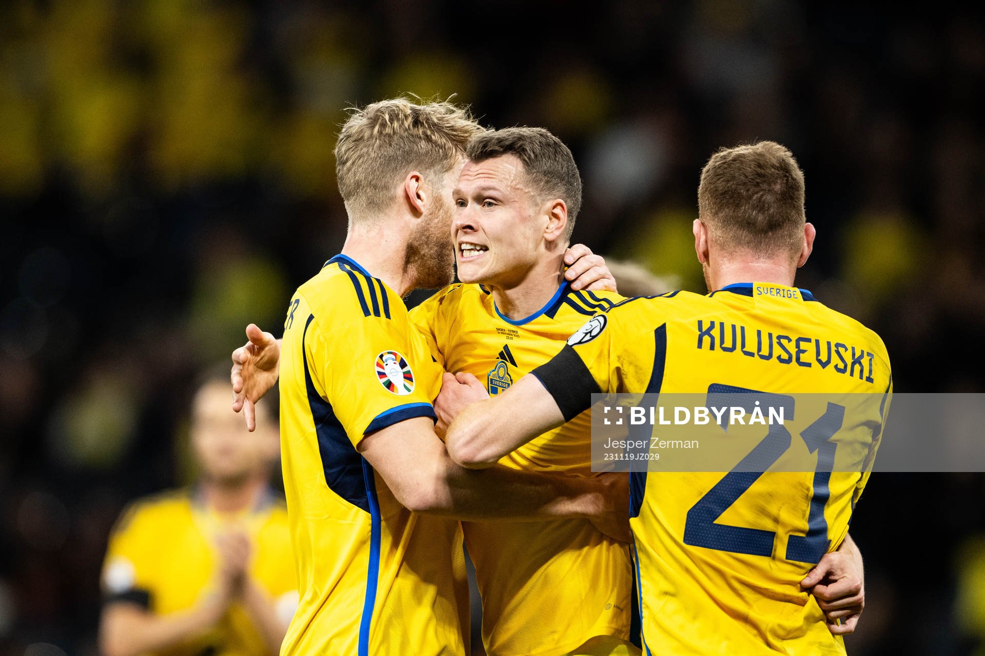 Viktor Claesson of Sweden celebrate with Filip Helander and