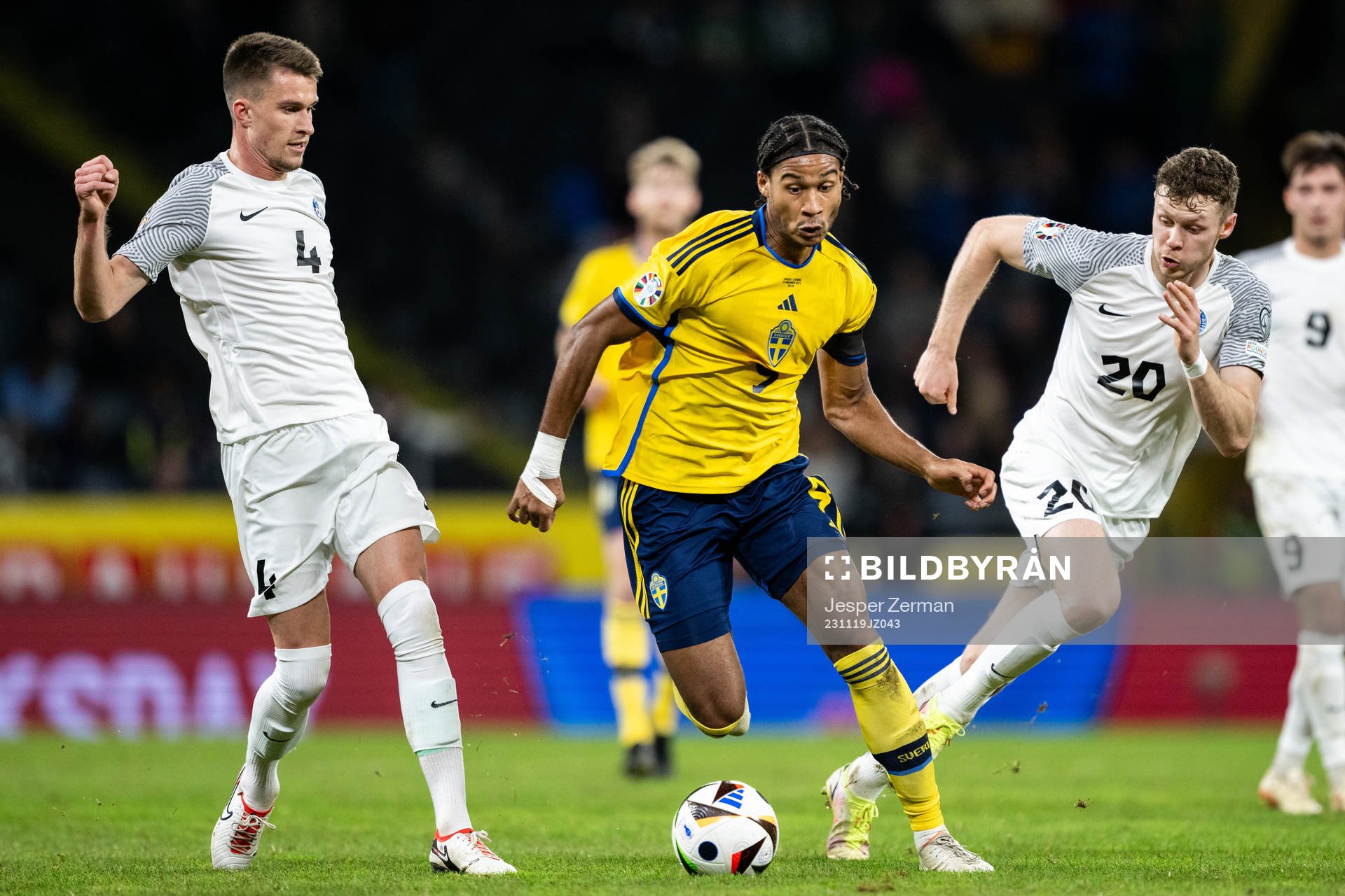 Jens Cajuste of Sweden against Mattias Käit and Markus