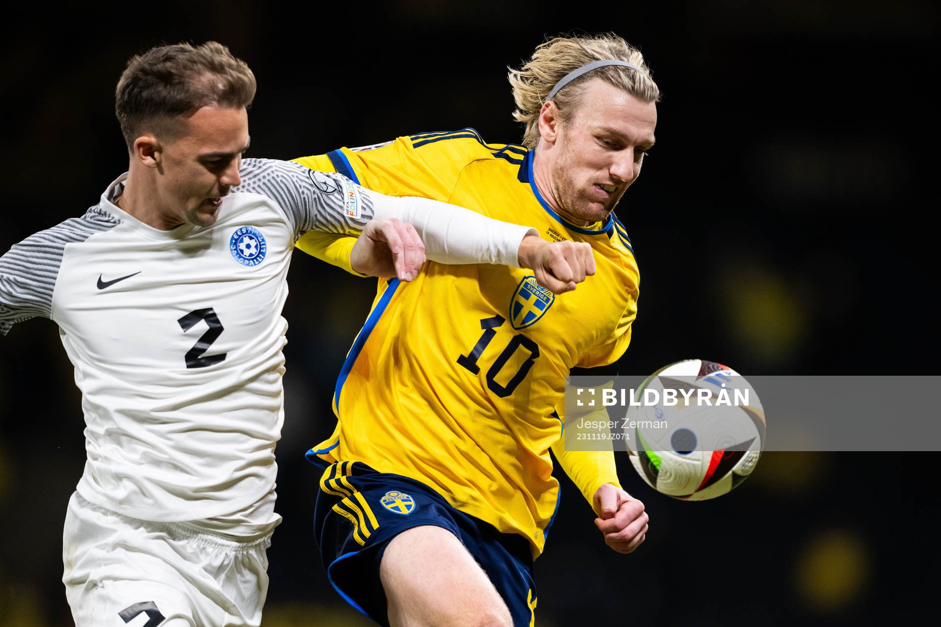 Märten Kuusk of Estonia and Emil Forsberg of Sweden