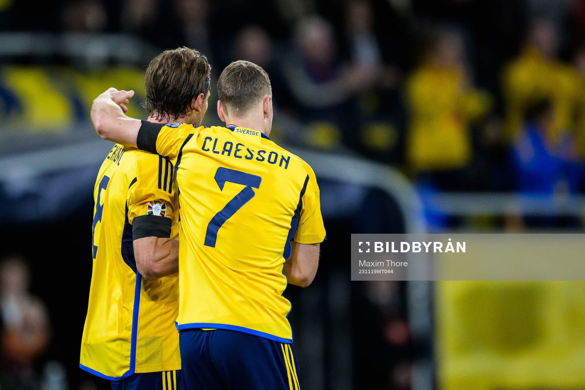 Albin Ekdal and Viktor Claesson of Sweden celebrate the 1-0