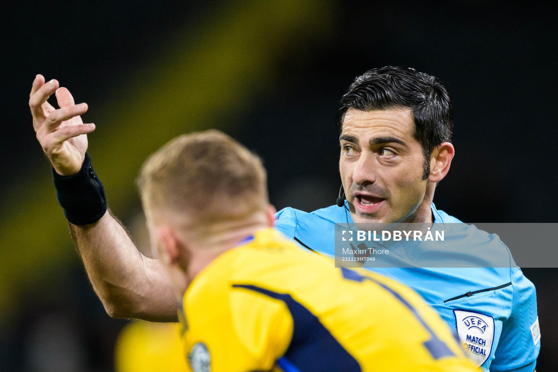 Referee Fabio Maresca