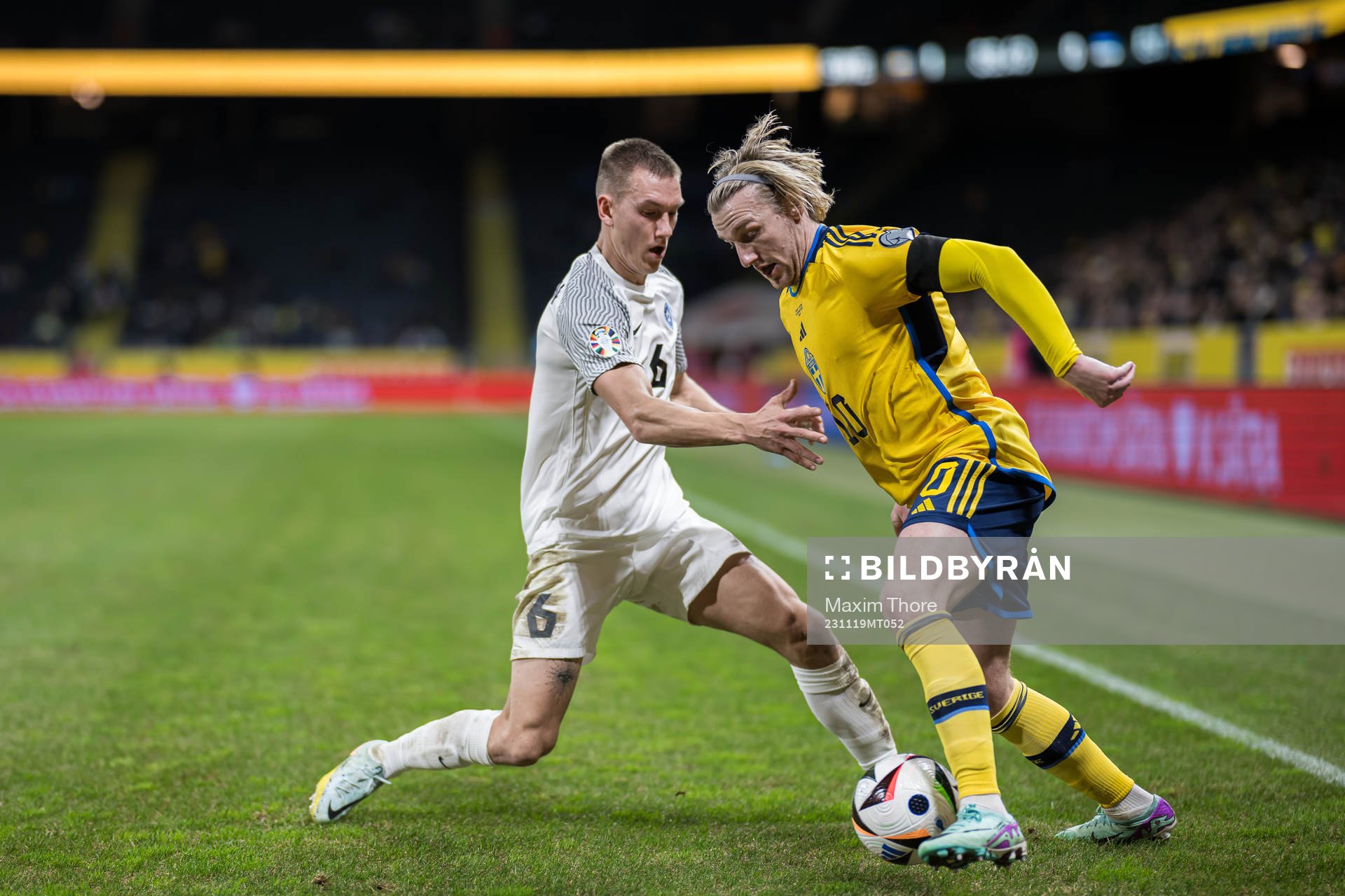 Rasmus Peetson of Estonia and Emil Forsberg of Sweden