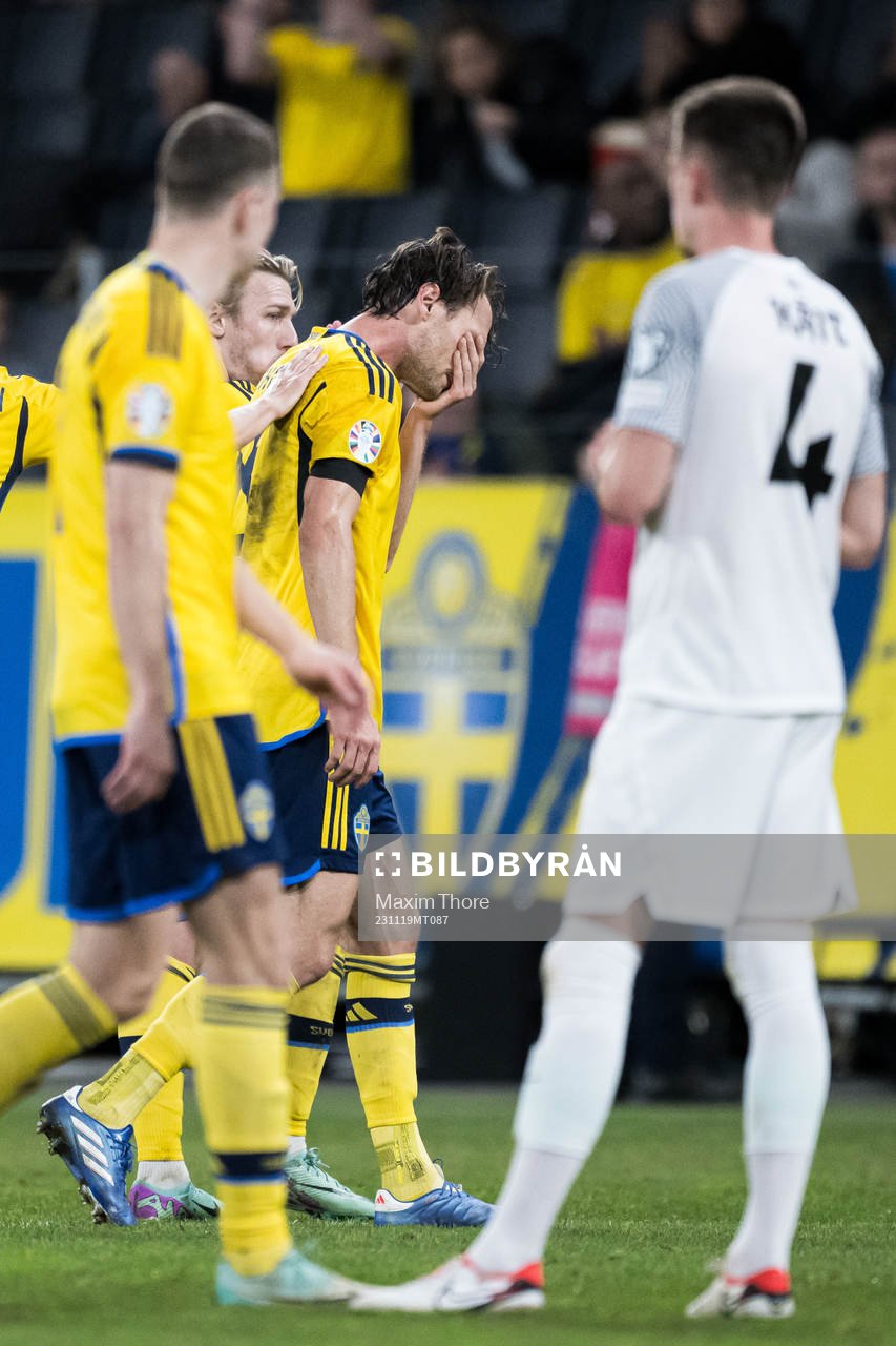 Albin Ekdal of Sweden