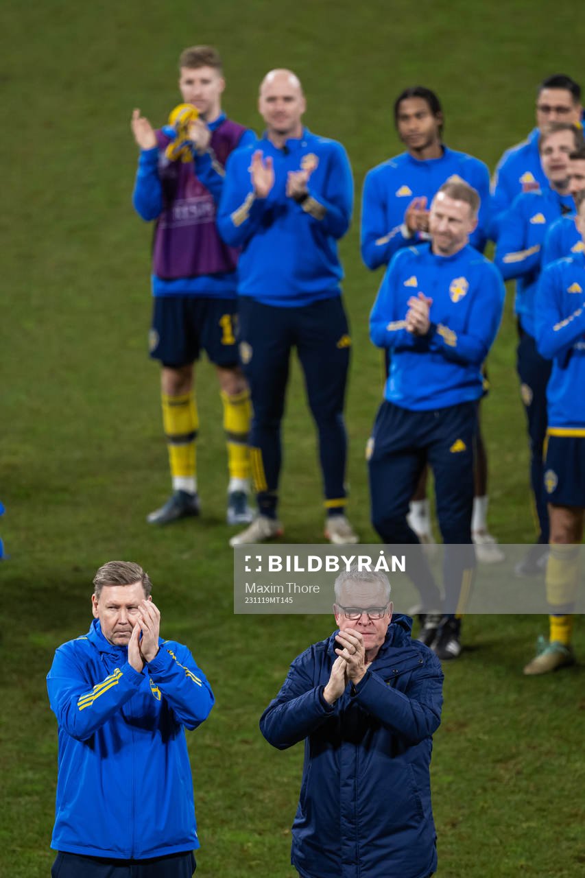 Assistant coach Peter Wettergren and head coach Janne