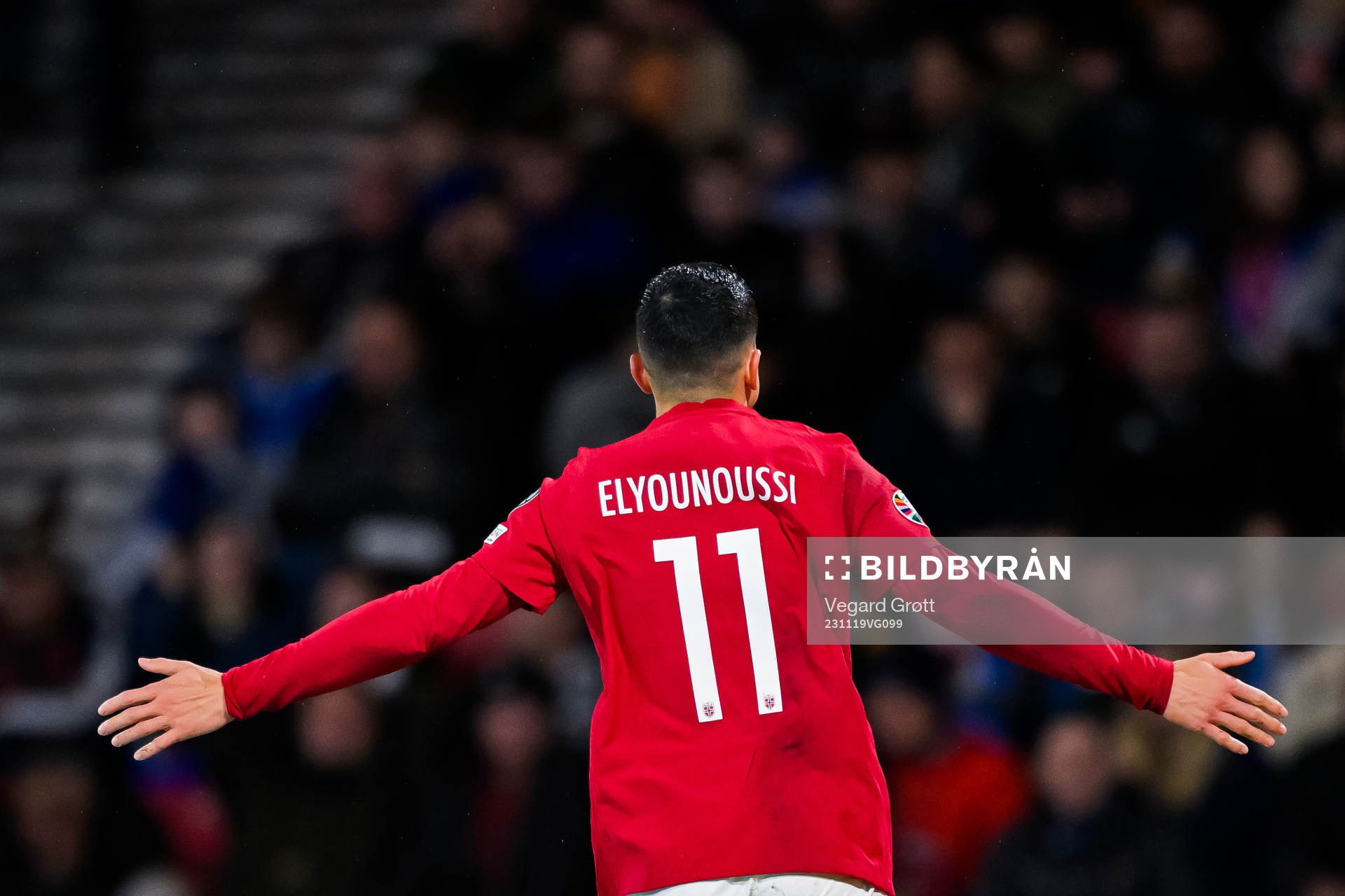 Mohamed Elyounoussi of Norway celebrates