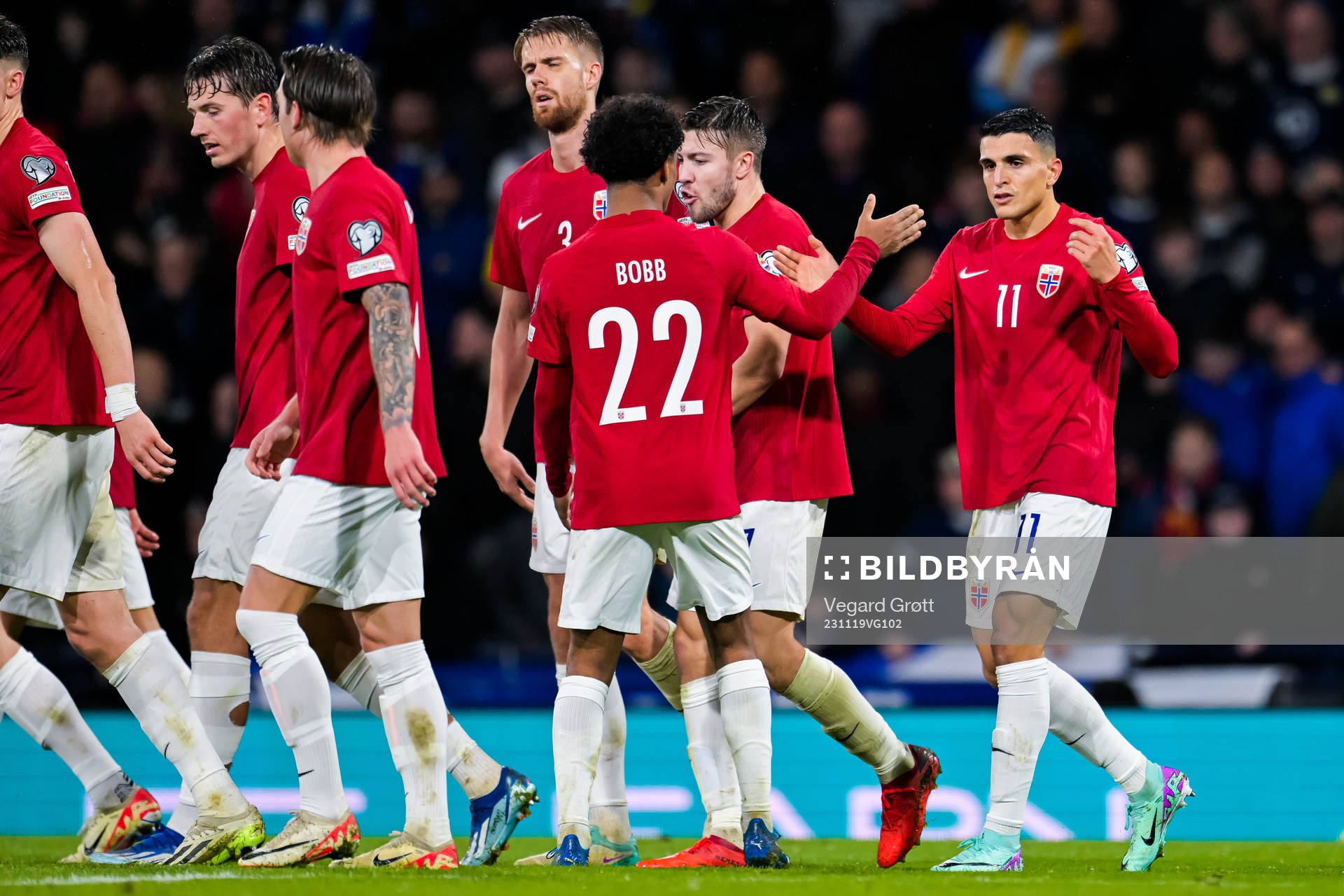 Mohamed Elyounoussi of Norway celebrates with Oscar Bobb
