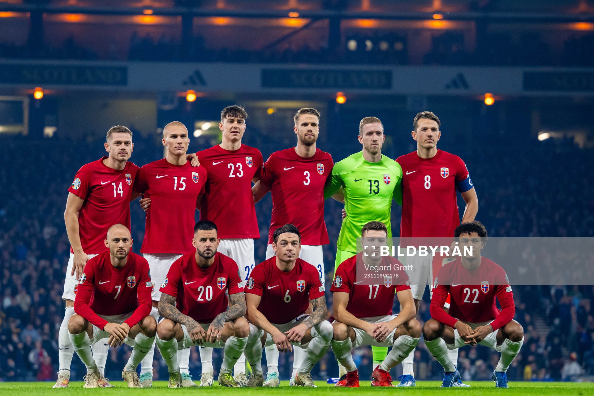 The starting eleven of Norway pose for a team photo