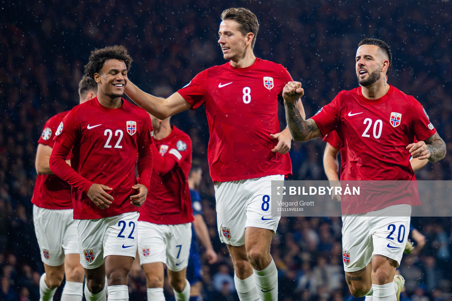 Aron Dønnum of Norway celebrates