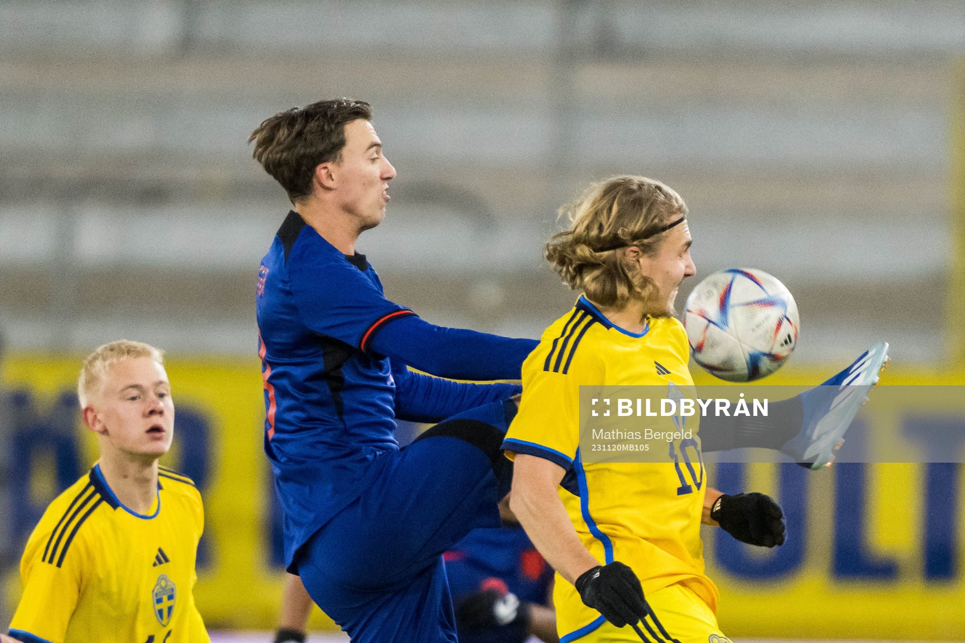Youri Regeer of Netherlands and Sebastian Nanasi of Sweden