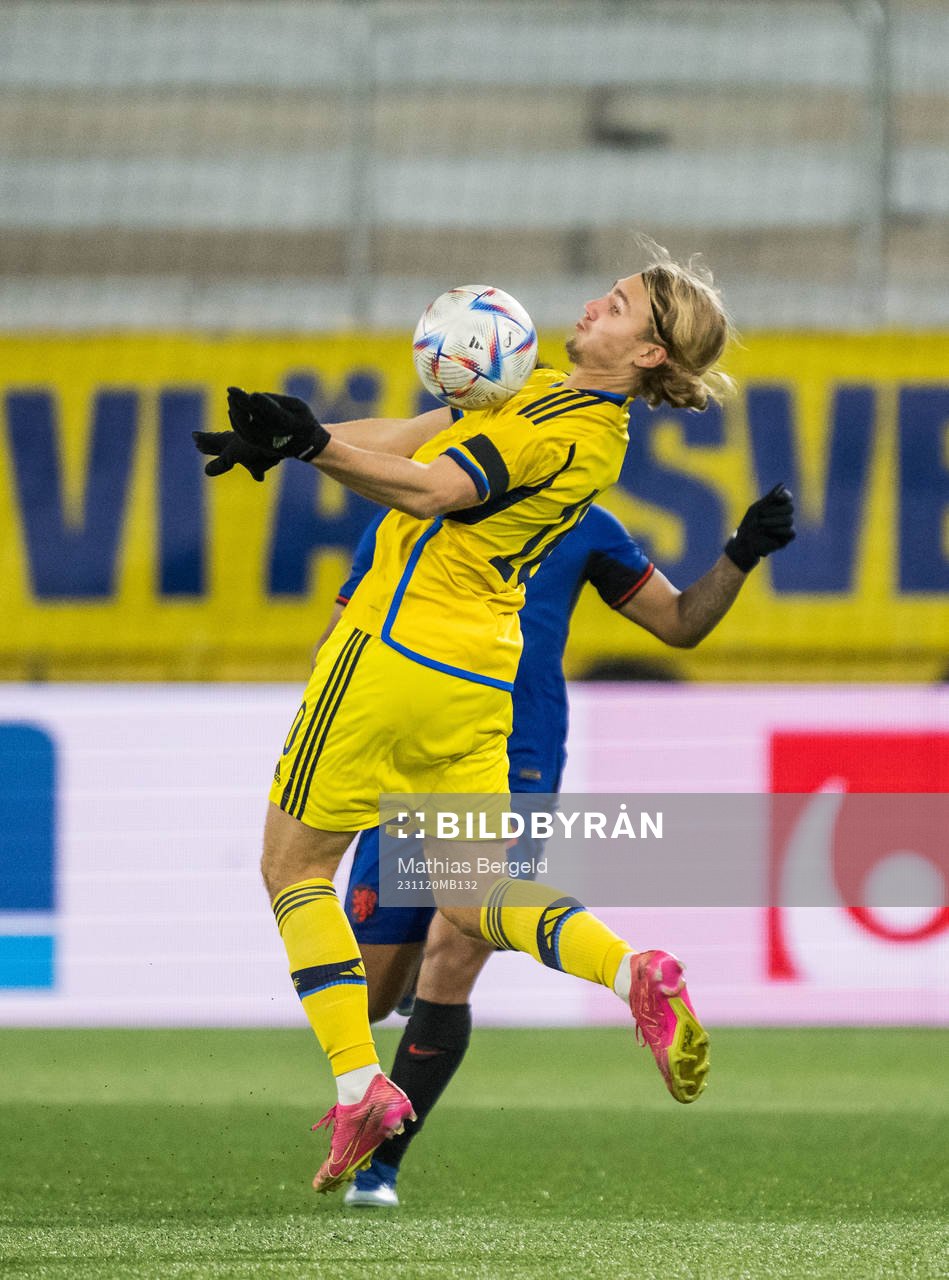 Sebastian Nanasi of Sweden
