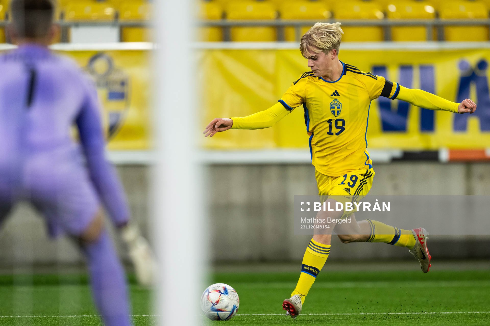 Lucas Bergvall of Sweden